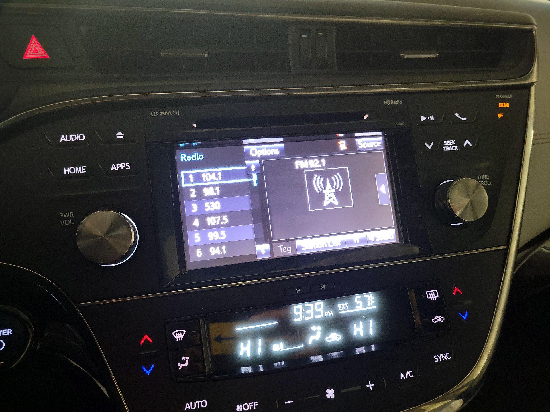 Thumbnail: 2015 Toyota Avalon - 14