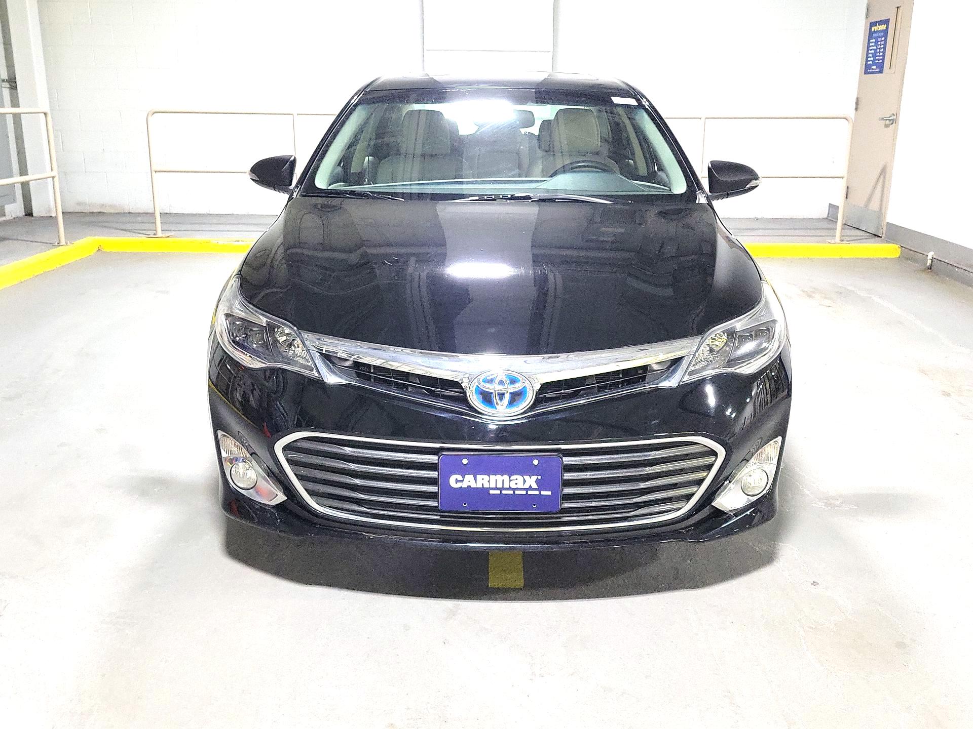 Thumbnail: 2015 Toyota Avalon - 2