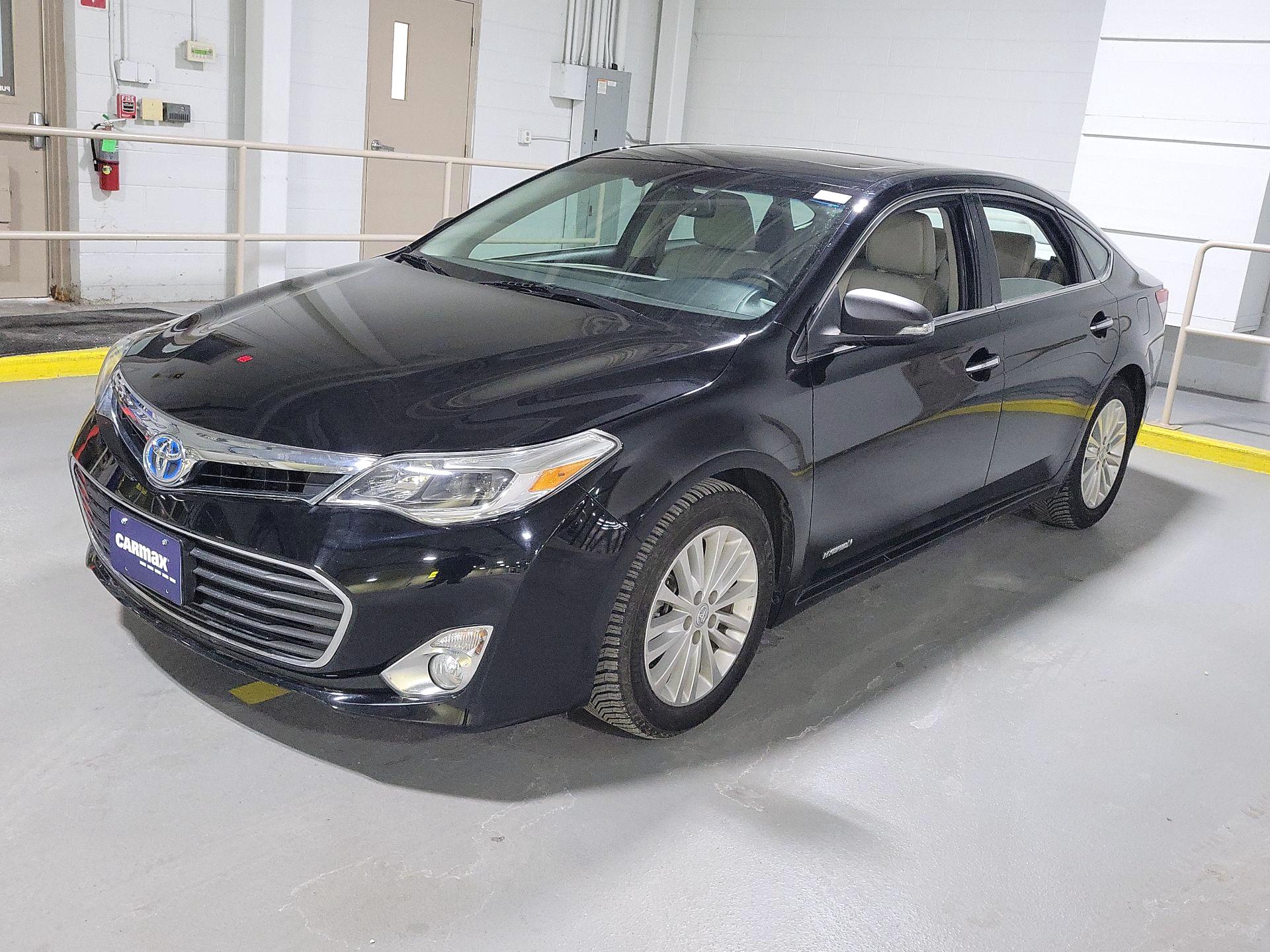 Thumbnail: 2015 Toyota Avalon - 3