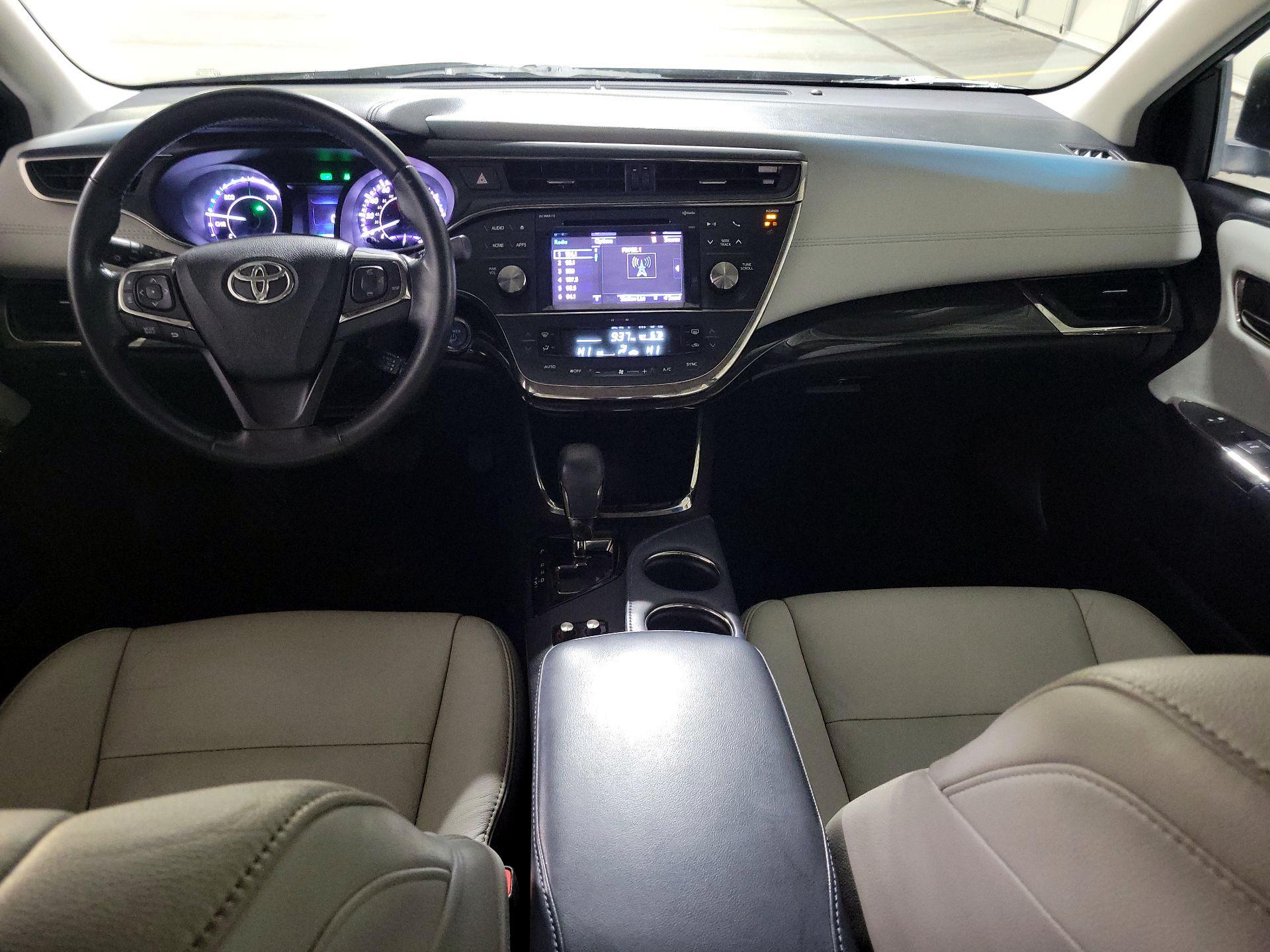 Thumbnail: 2015 Toyota Avalon - 8