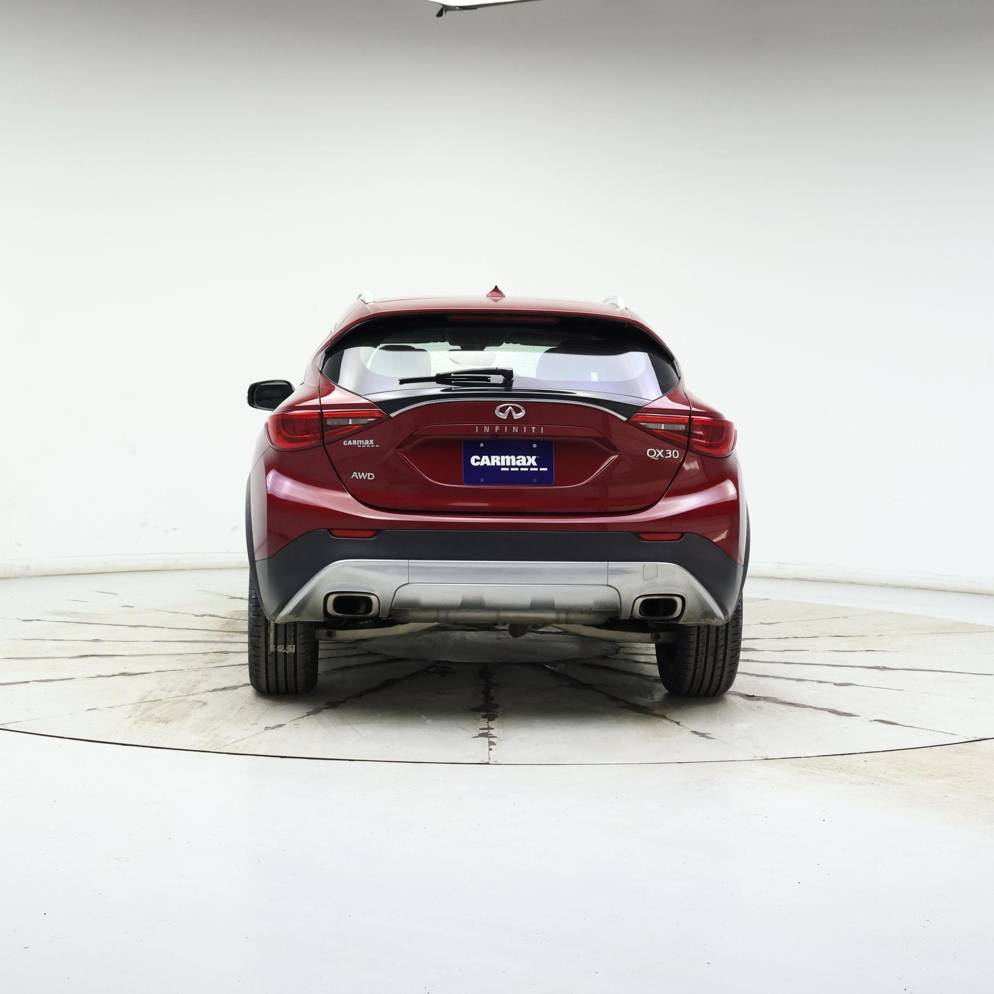 Thumbnail: 2017 INFINITI QX30 - 6