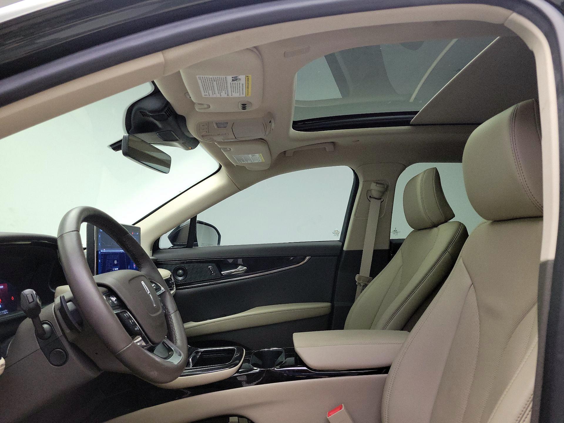 Thumbnail: 2022 Lincoln Nautilus - 20