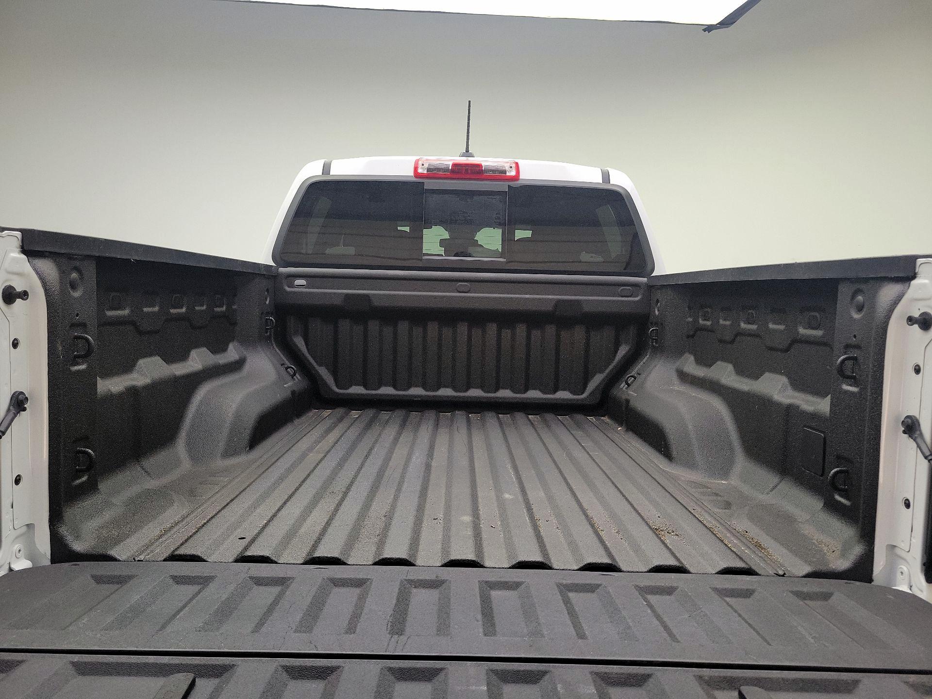 Thumbnail: 2024 Chevrolet Colorado - 20