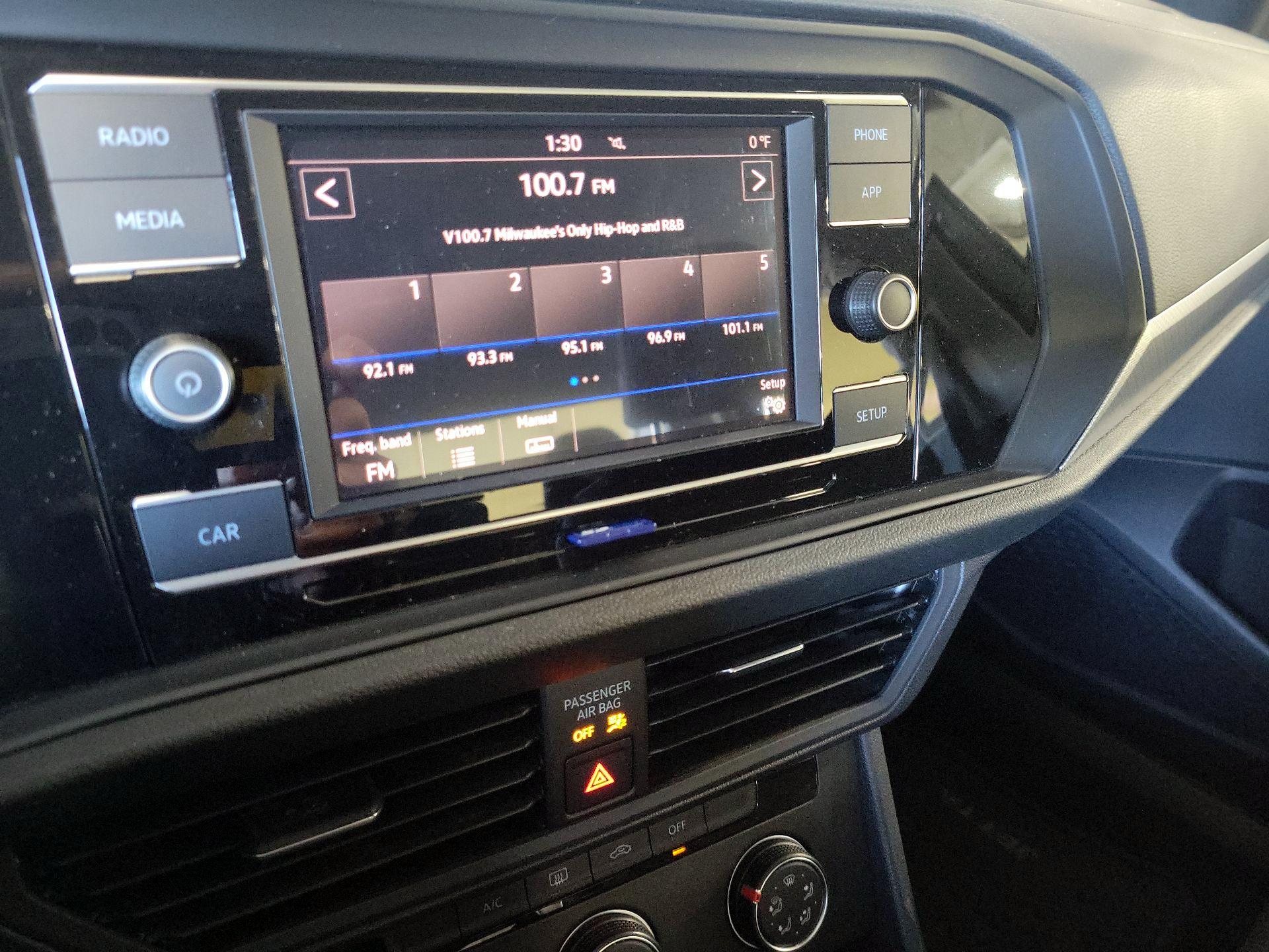 Thumbnail: 2019 Volkswagen Jetta - 13