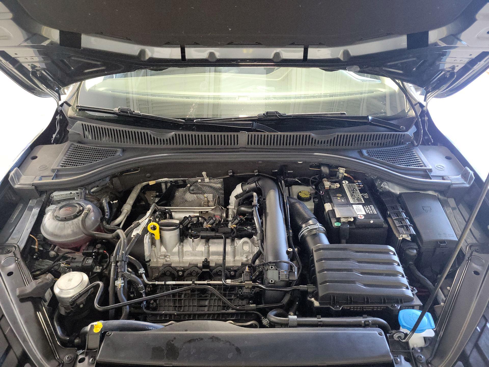 Thumbnail: 2019 Volkswagen Jetta - 19