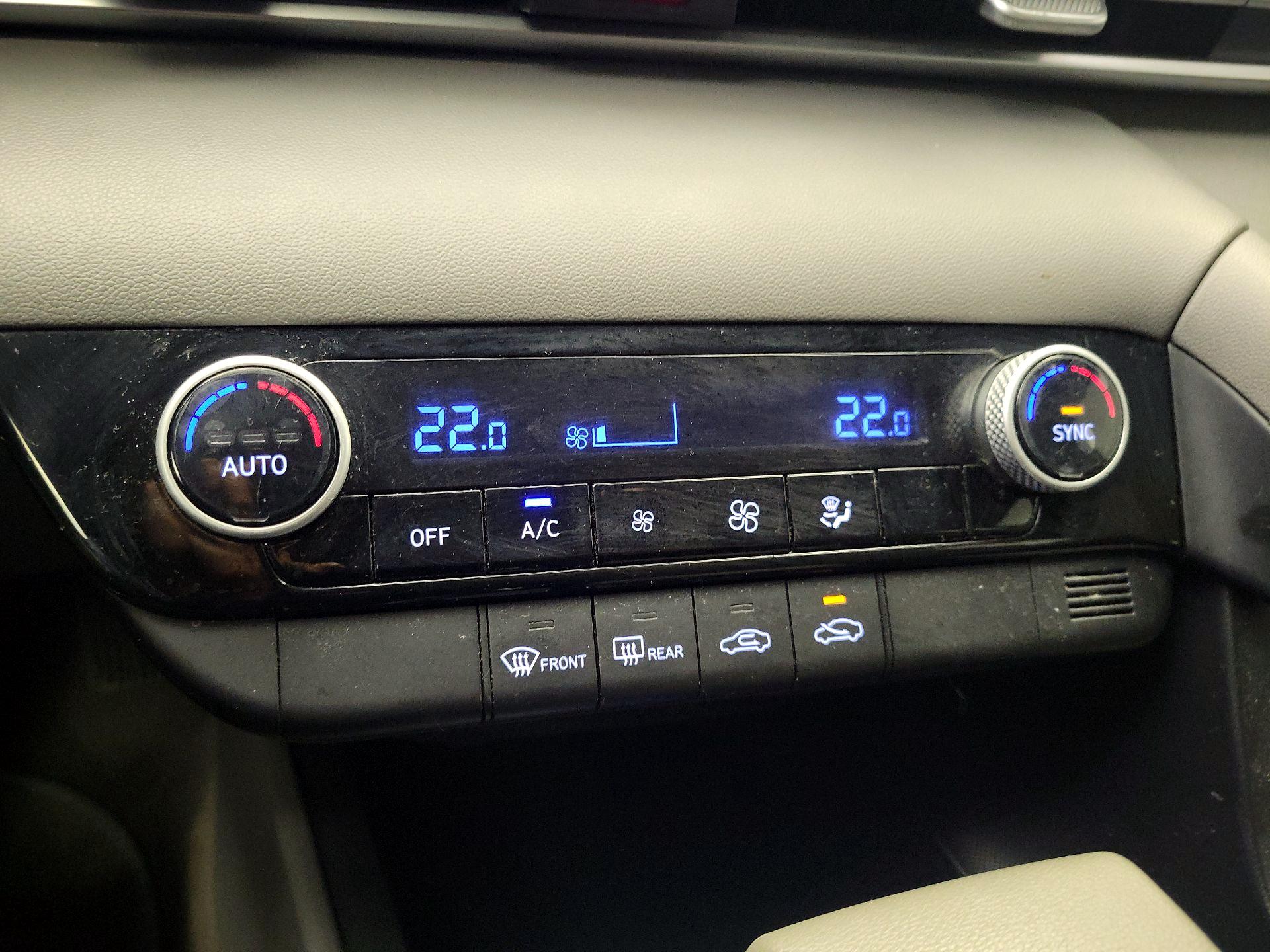 Thumbnail: 2021 Hyundai Elantra - 16