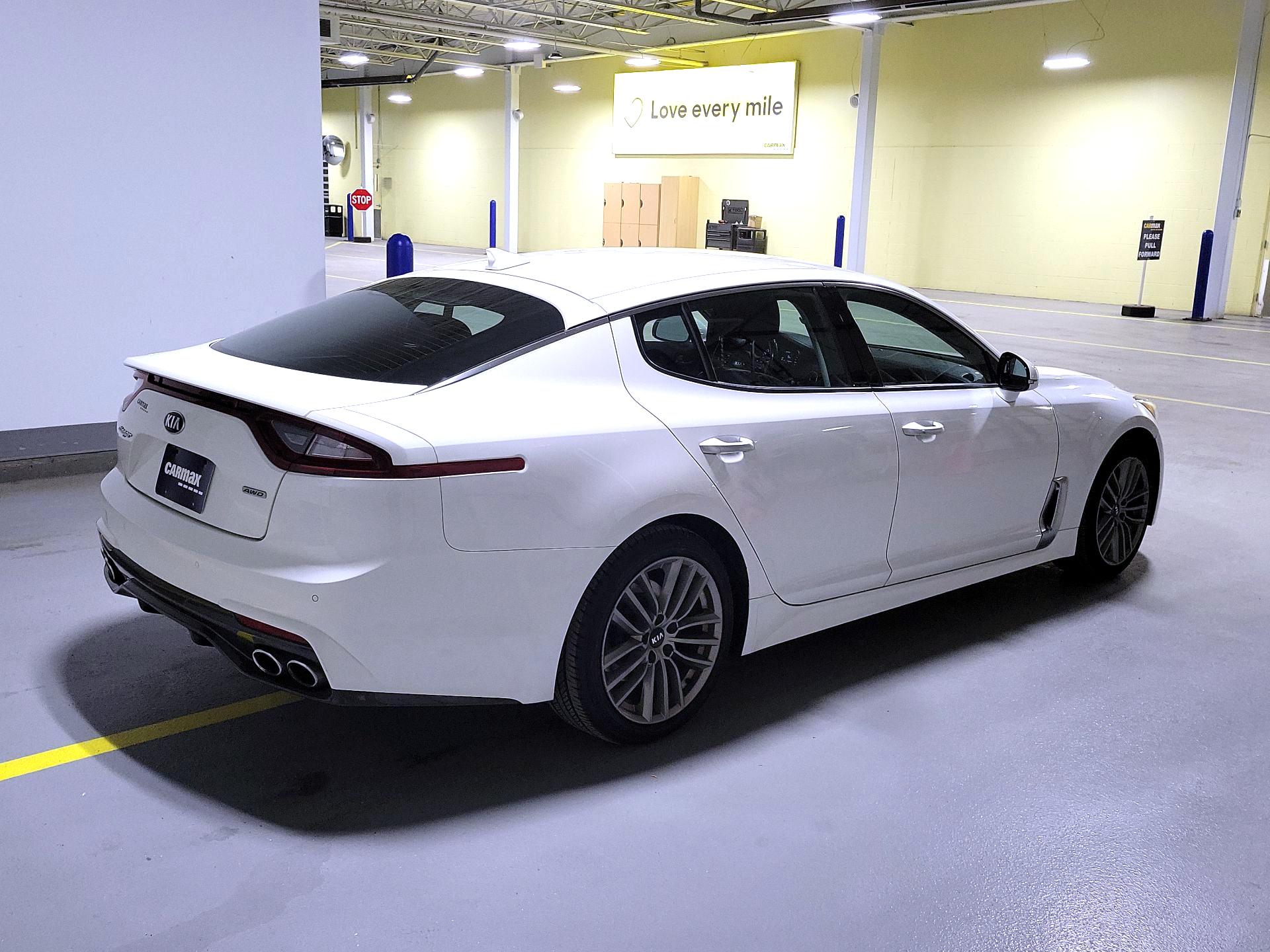 Thumbnail: 2018 Kia Stinger - 5