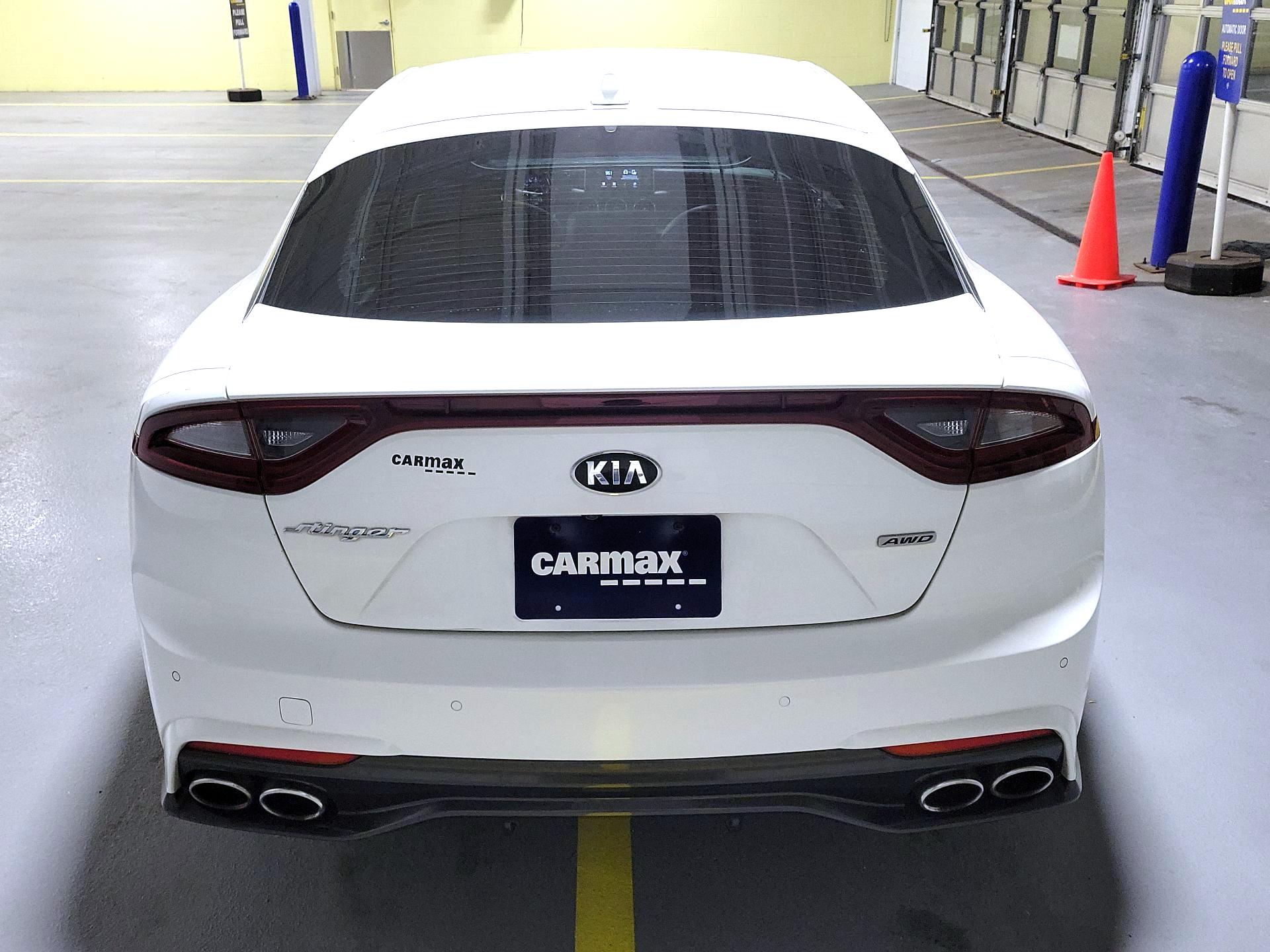 Thumbnail: 2018 Kia Stinger - 6