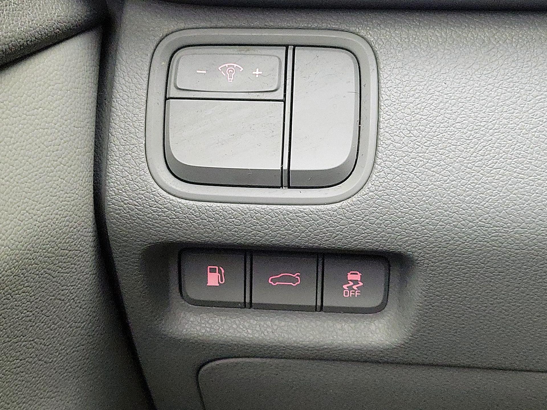 Thumbnail: 2017 Kia Optima - 13