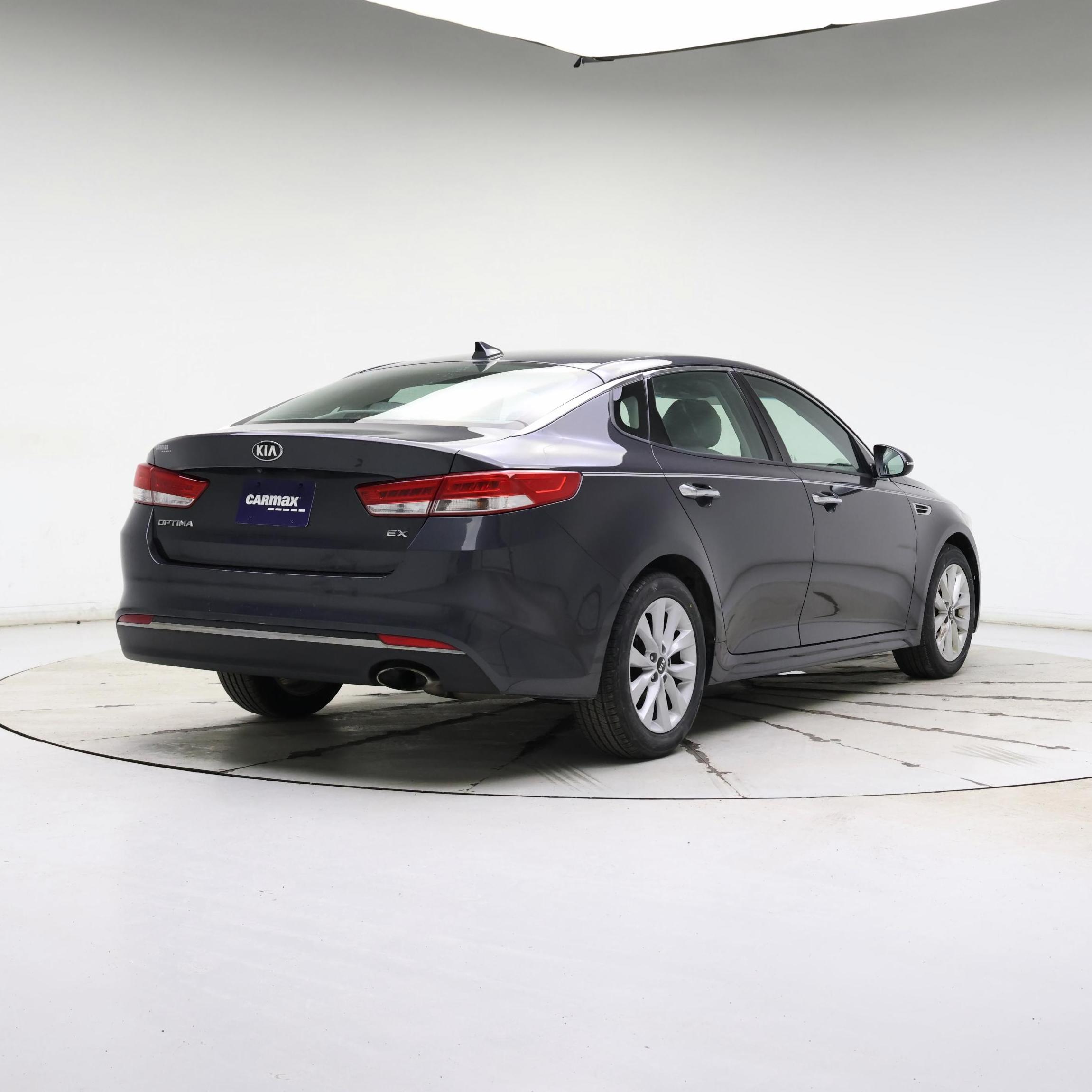 Thumbnail: 2017 Kia Optima - 8