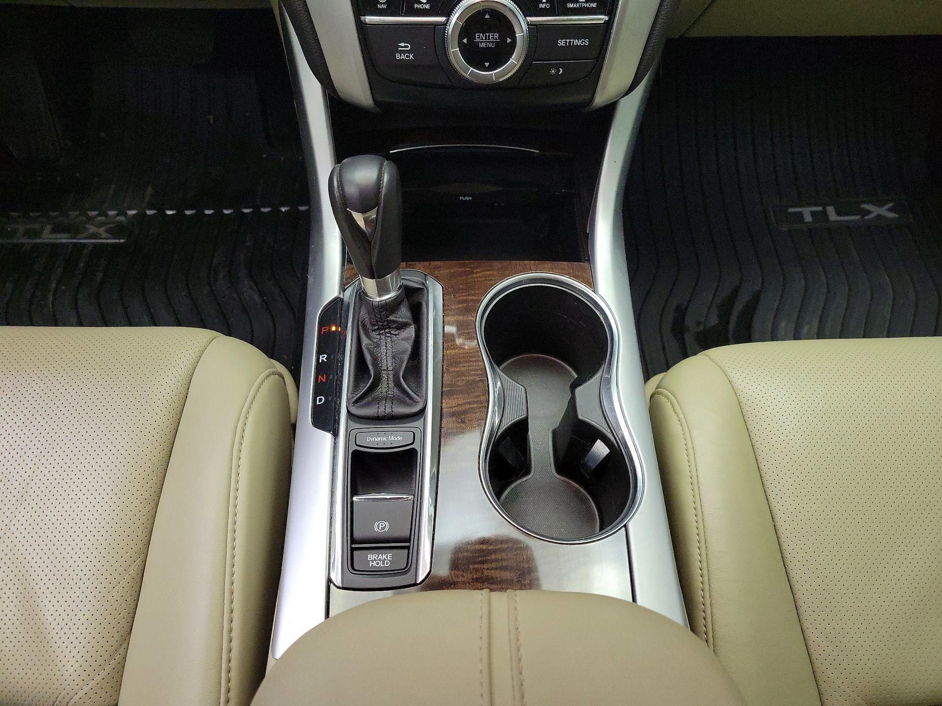 Thumbnail: 2018 Acura TLX - 16