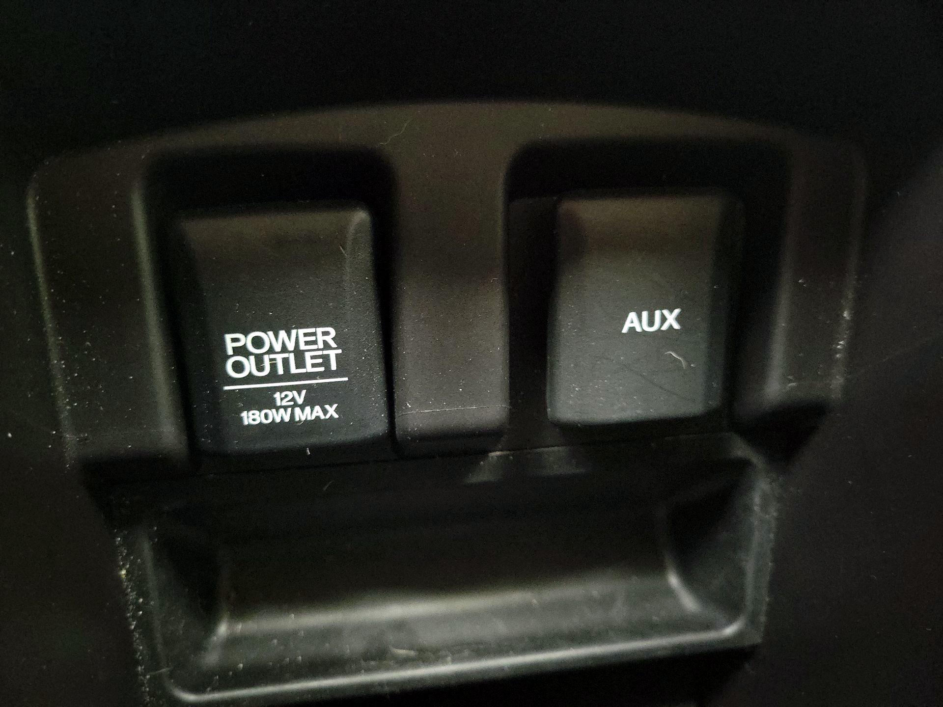 Thumbnail: 2018 Acura TLX - 17