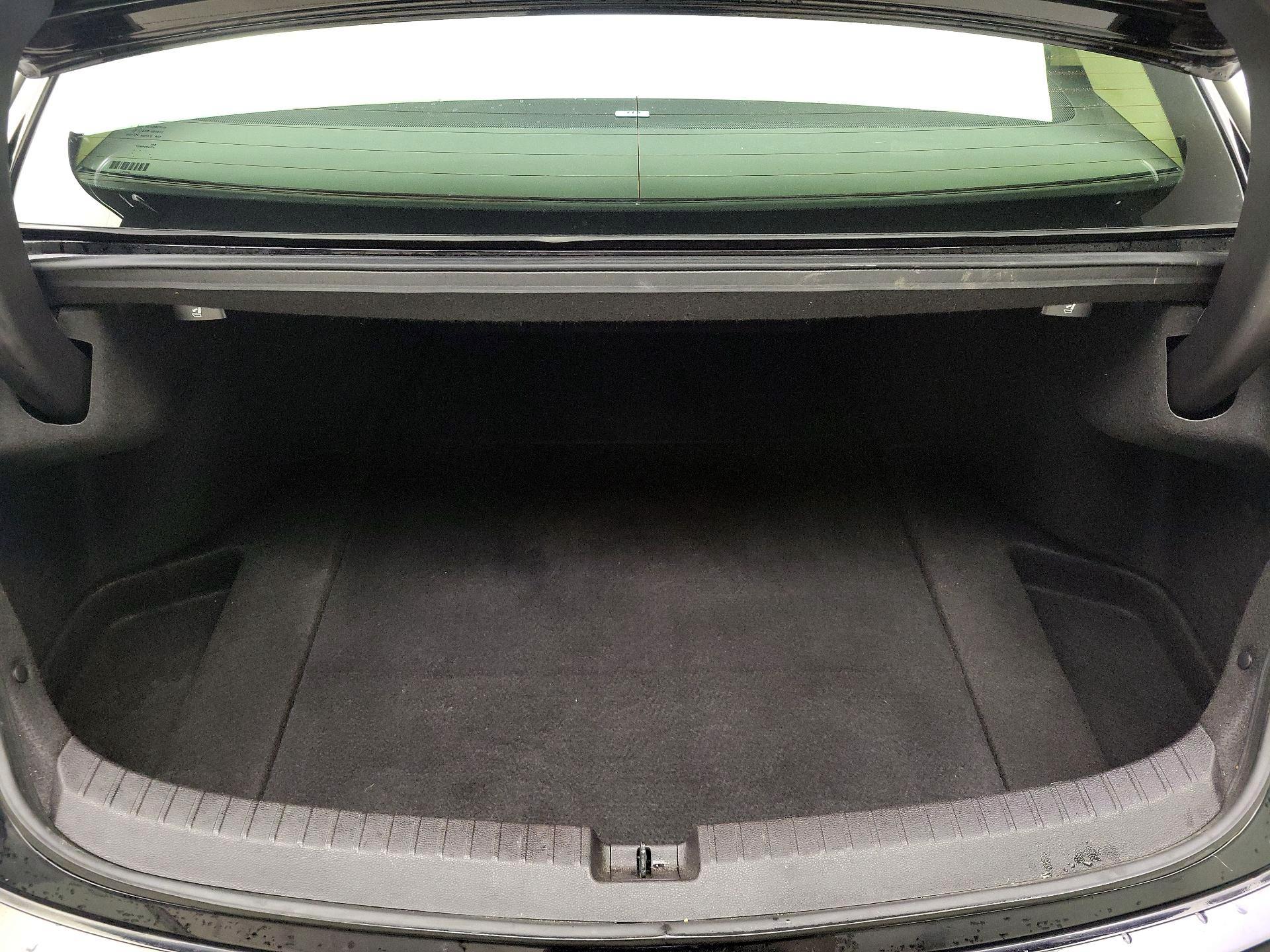 Thumbnail: 2018 Acura TLX - 20