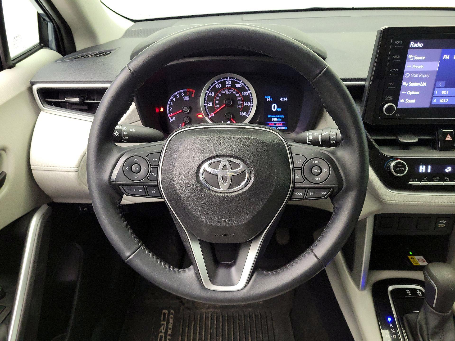 Thumbnail: 2022 Toyota Corolla Cross - 10