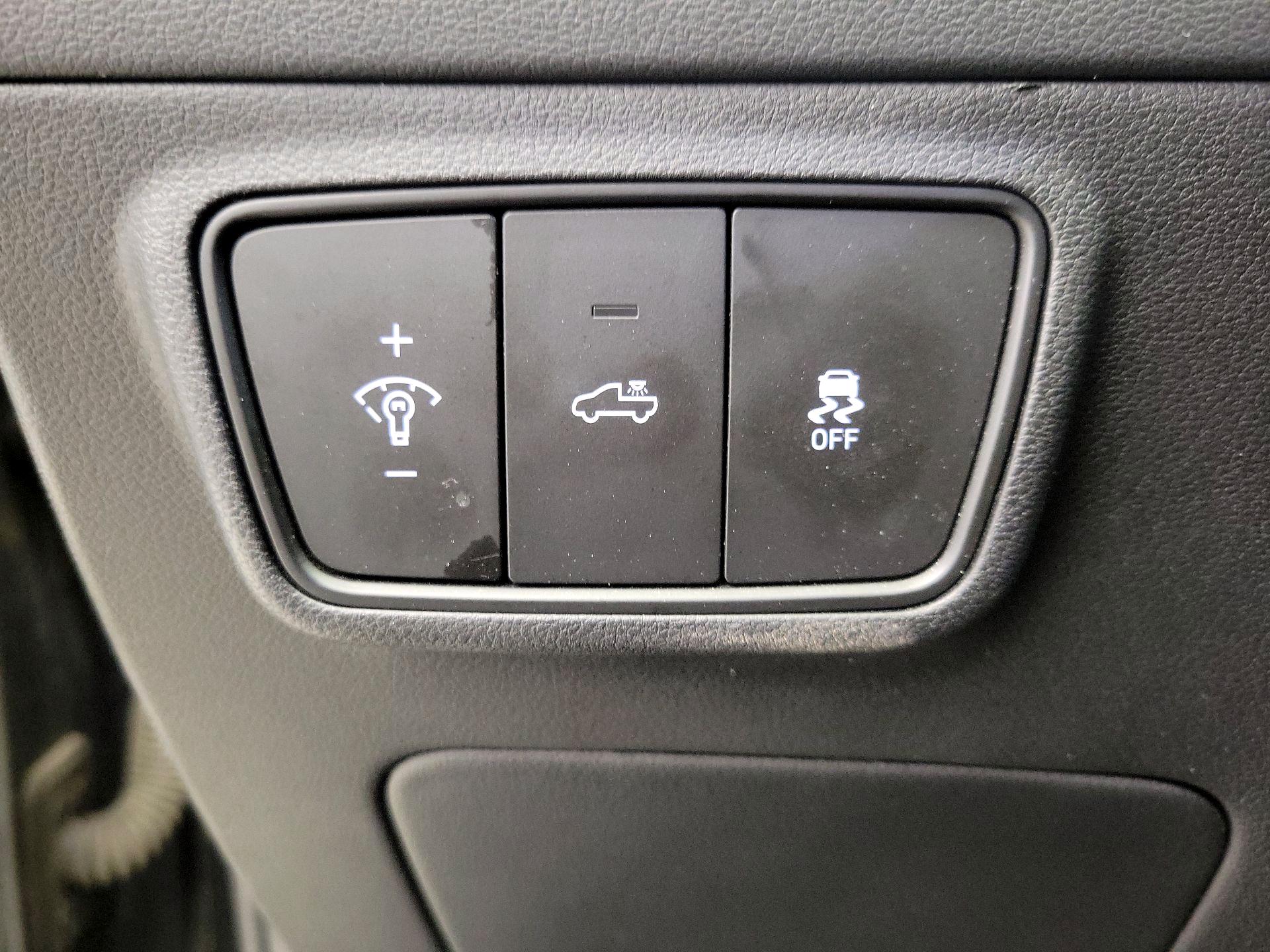 Thumbnail: 2023 Hyundai Santa Cruz - 13