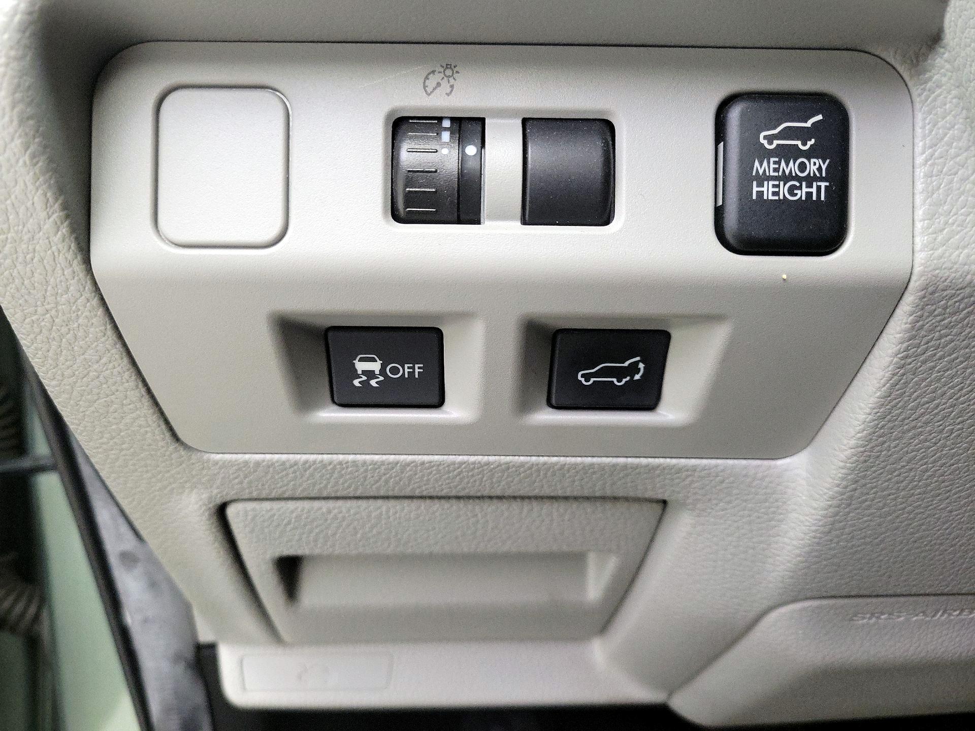 Thumbnail: 2014 Subaru Forester - 13