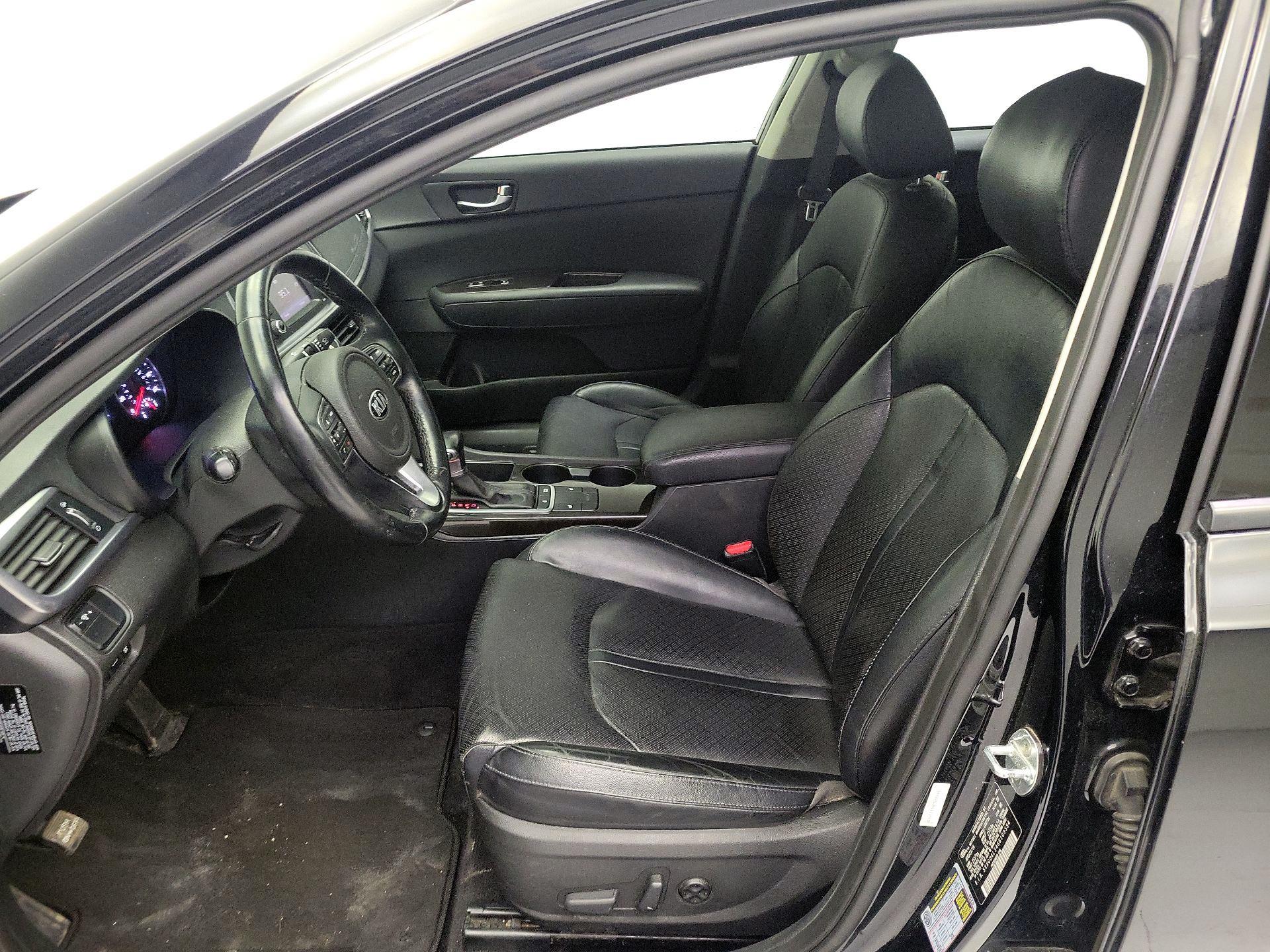 Thumbnail: 2016 Kia Optima - 11