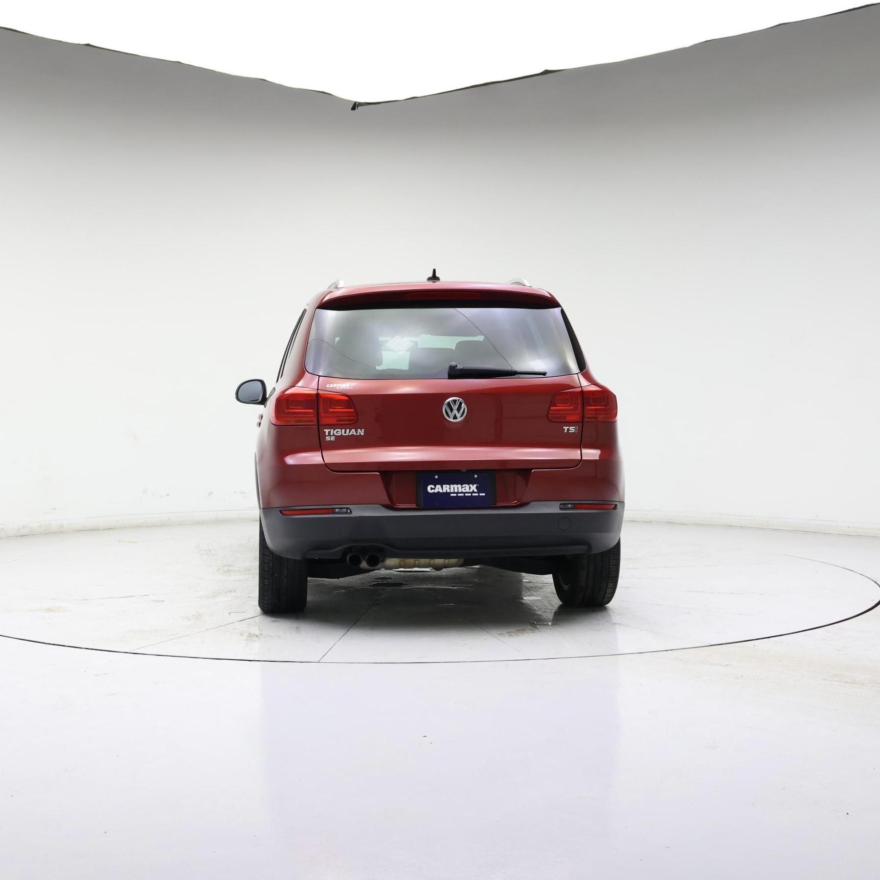 Thumbnail: 2016 Volkswagen Tiguan - 6