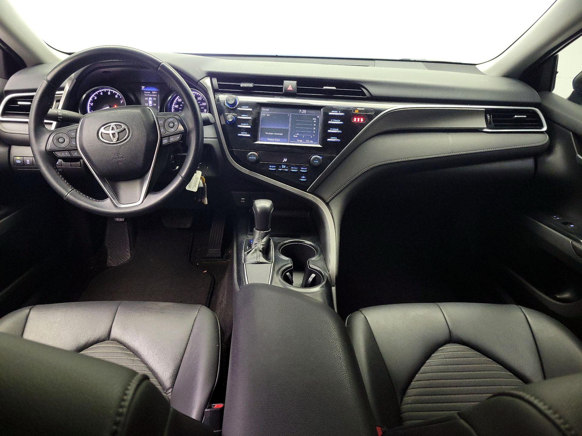 Thumbnail: 2018 Toyota Camry - 9