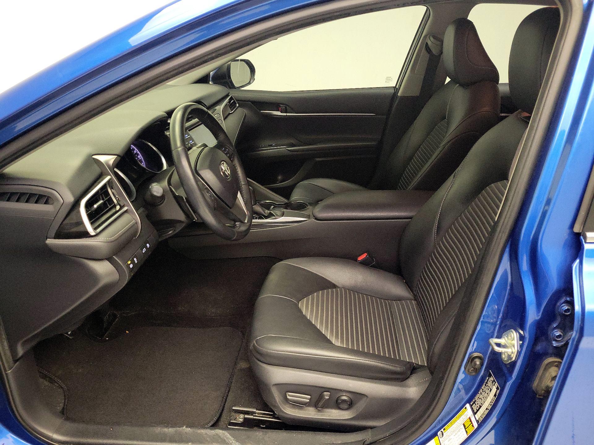 Thumbnail: 2018 Toyota Camry - 11