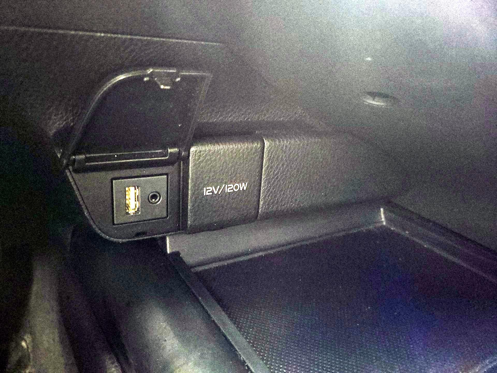 Thumbnail: 2018 Toyota Camry - 18