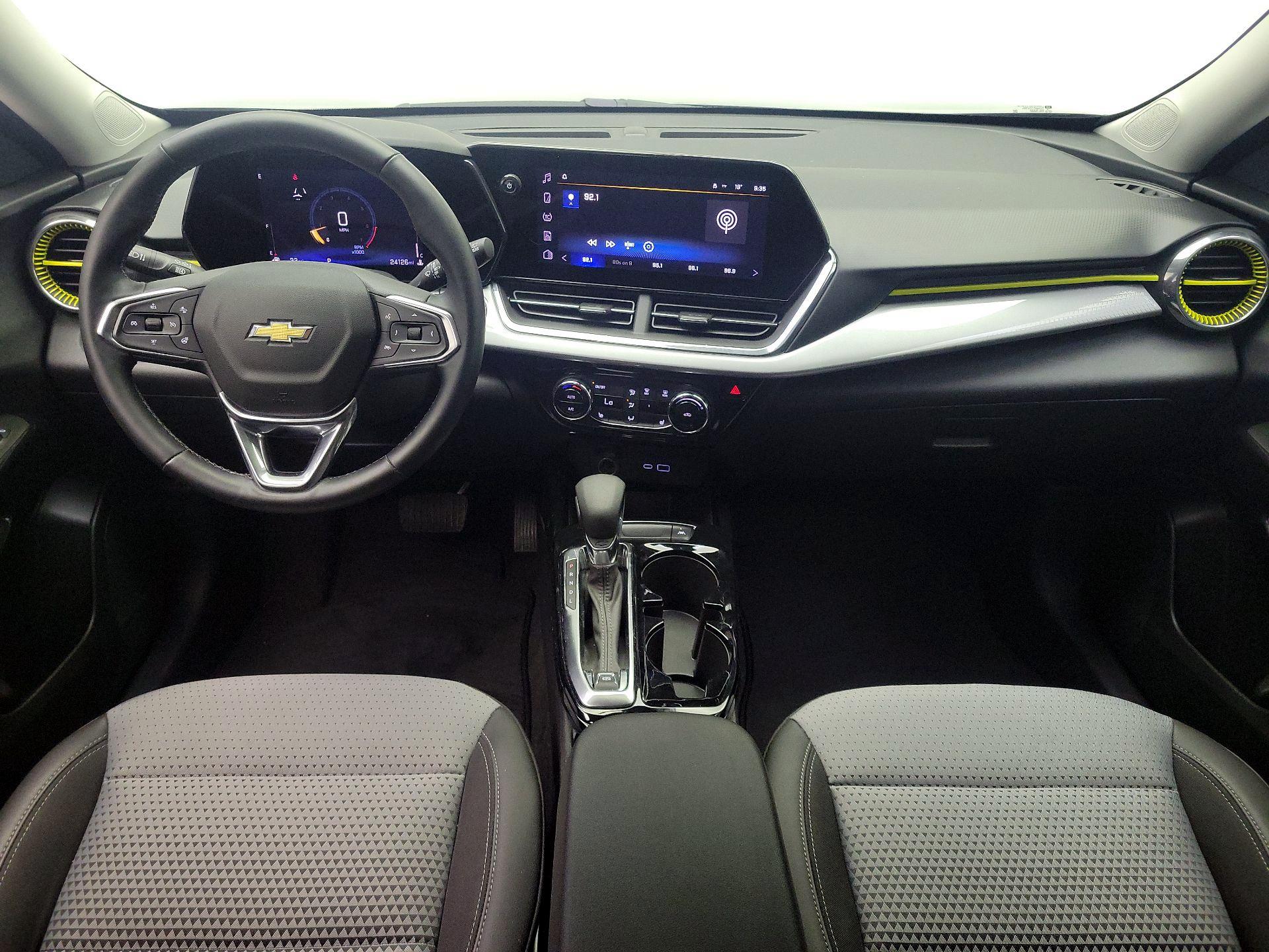 Thumbnail: 2024 Chevrolet Trax - 9