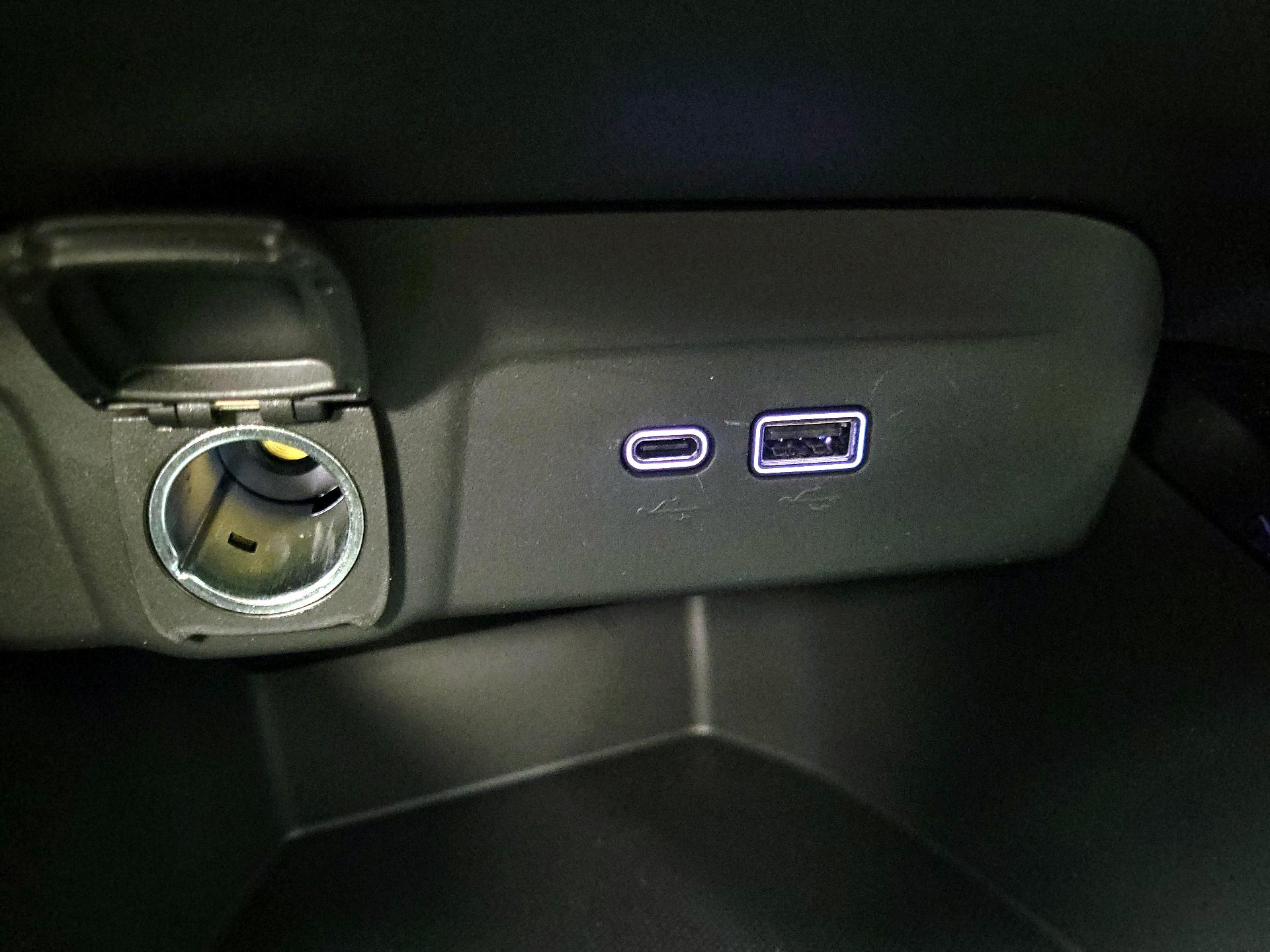 Thumbnail: 2024 Chevrolet Trax - 18