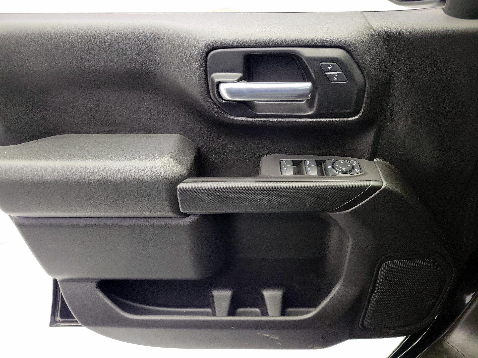 Thumbnail: 2021 Chevrolet Silverado 1500 - 12