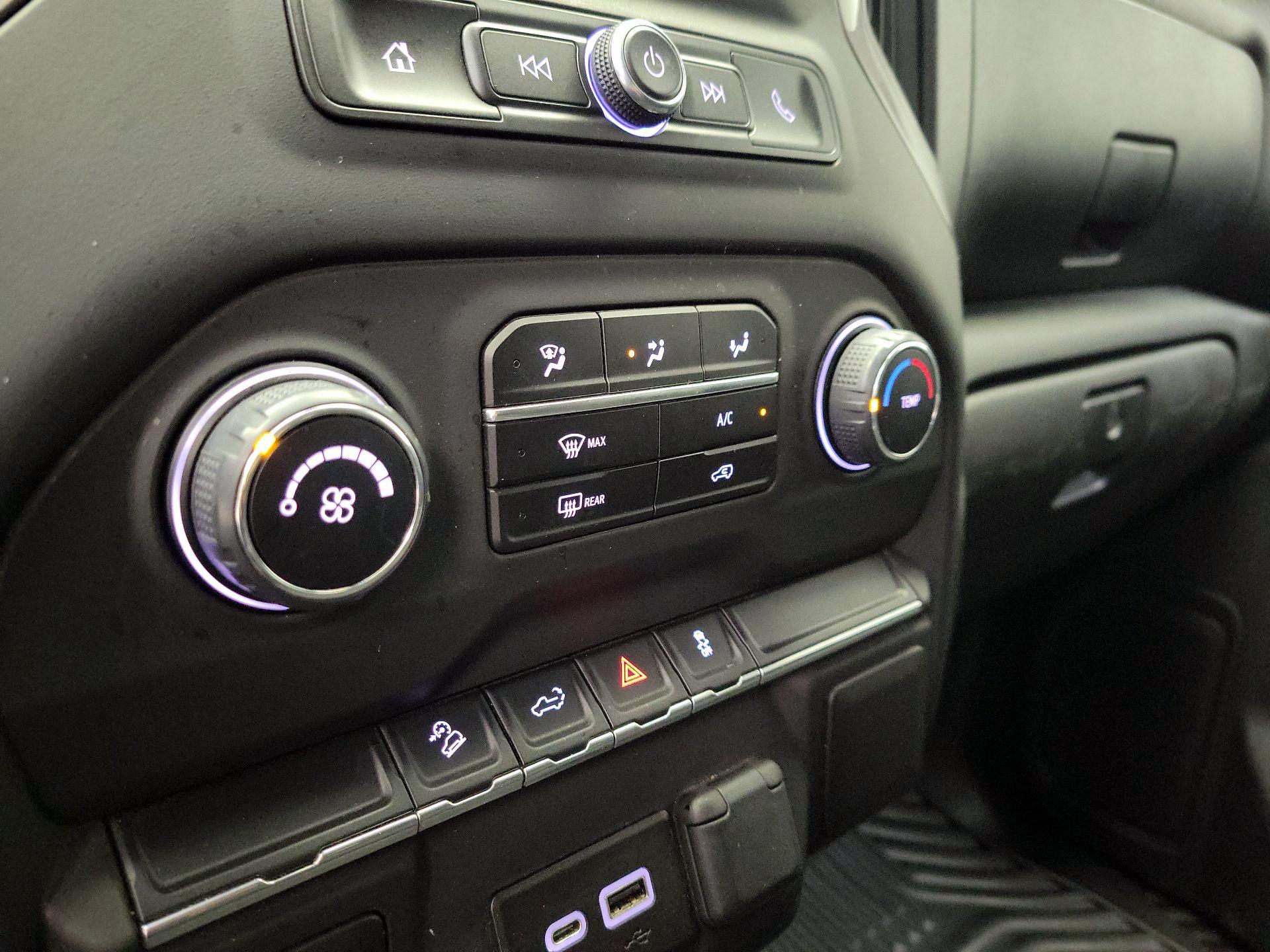 Thumbnail: 2021 Chevrolet Silverado 1500 - 16