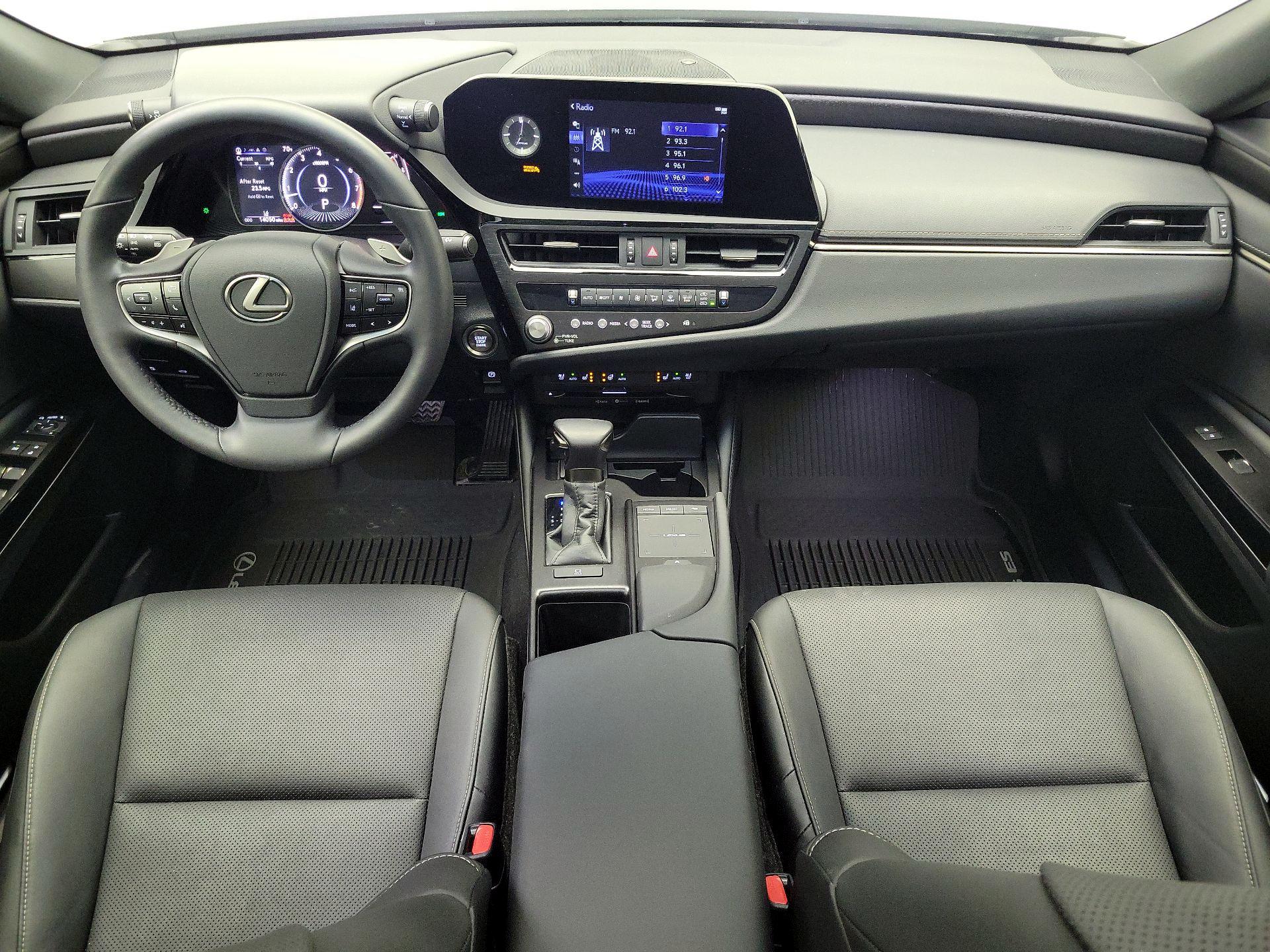 Thumbnail: 2022 Lexus ES - 9