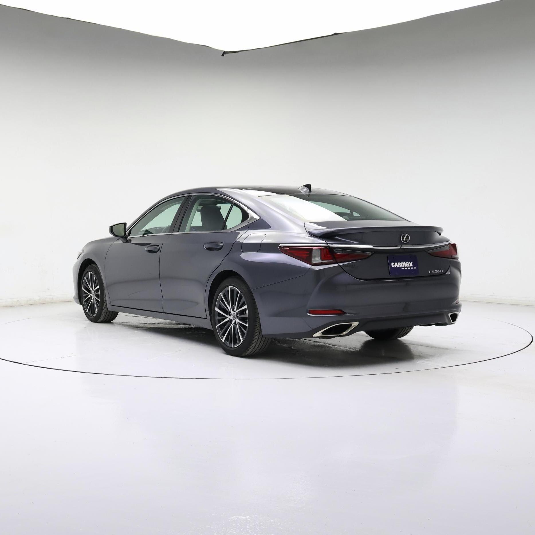 Thumbnail: 2022 Lexus ES - 2