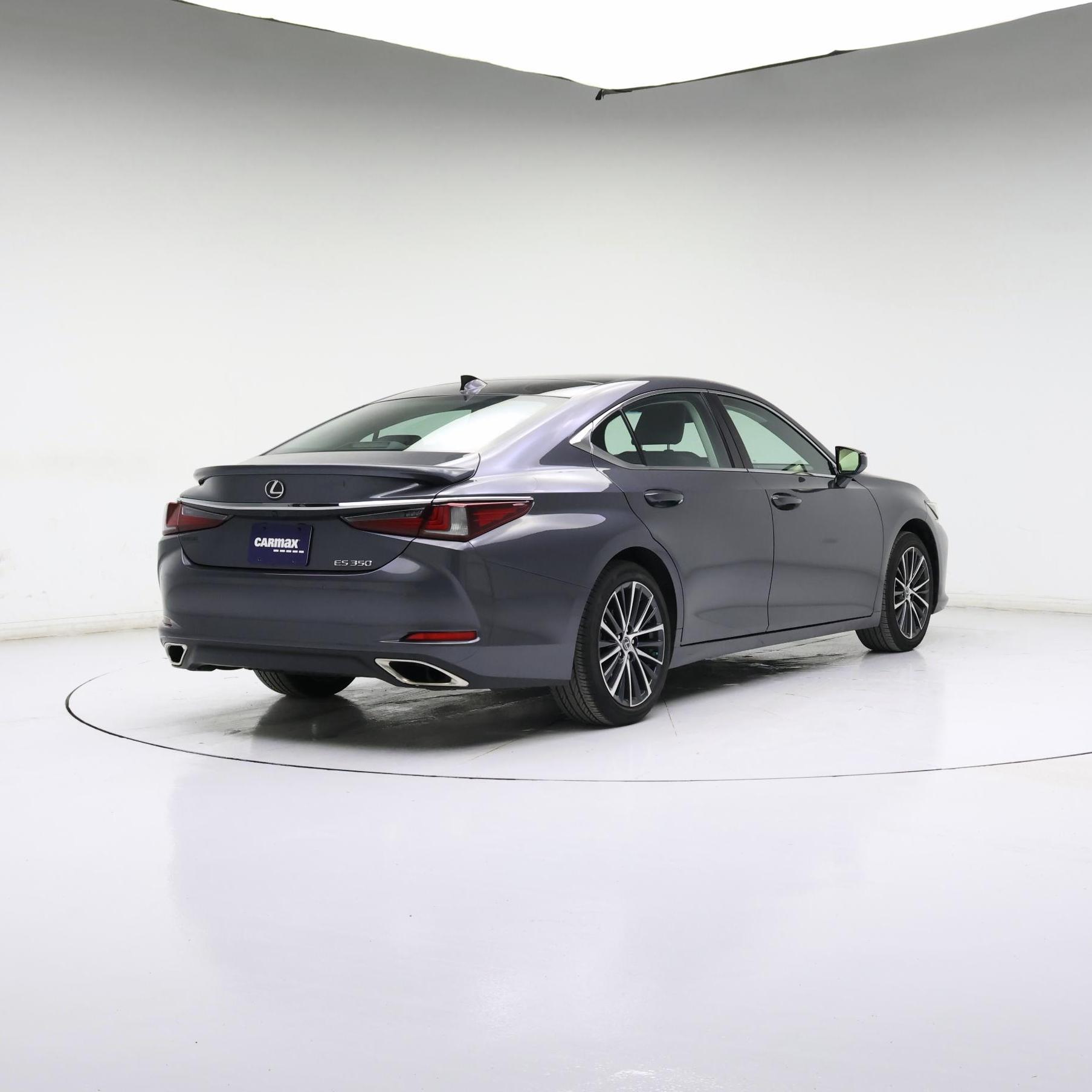 Thumbnail: 2022 Lexus ES - 8