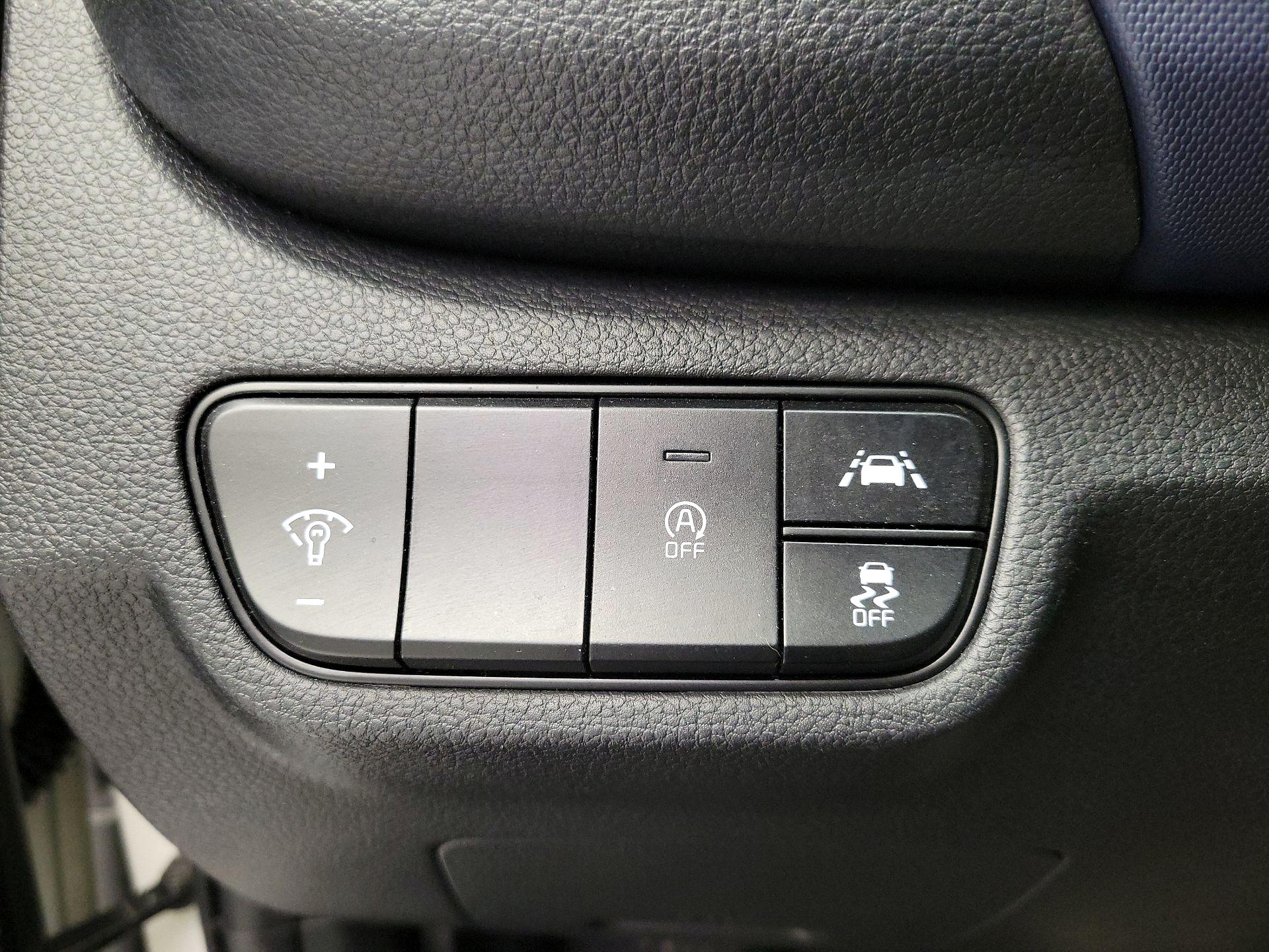 Thumbnail: 2022 Kia Seltos - 13