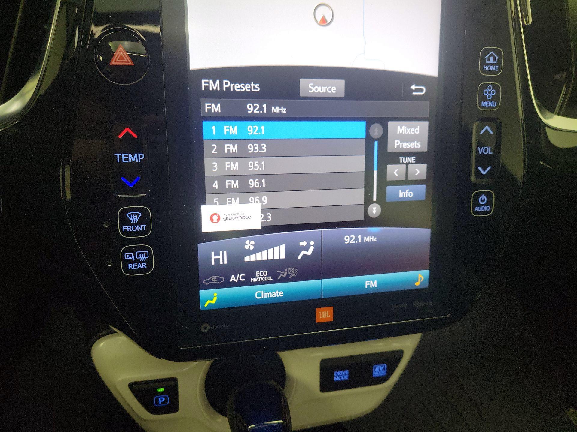 Thumbnail: 2018 Toyota Prius - 16