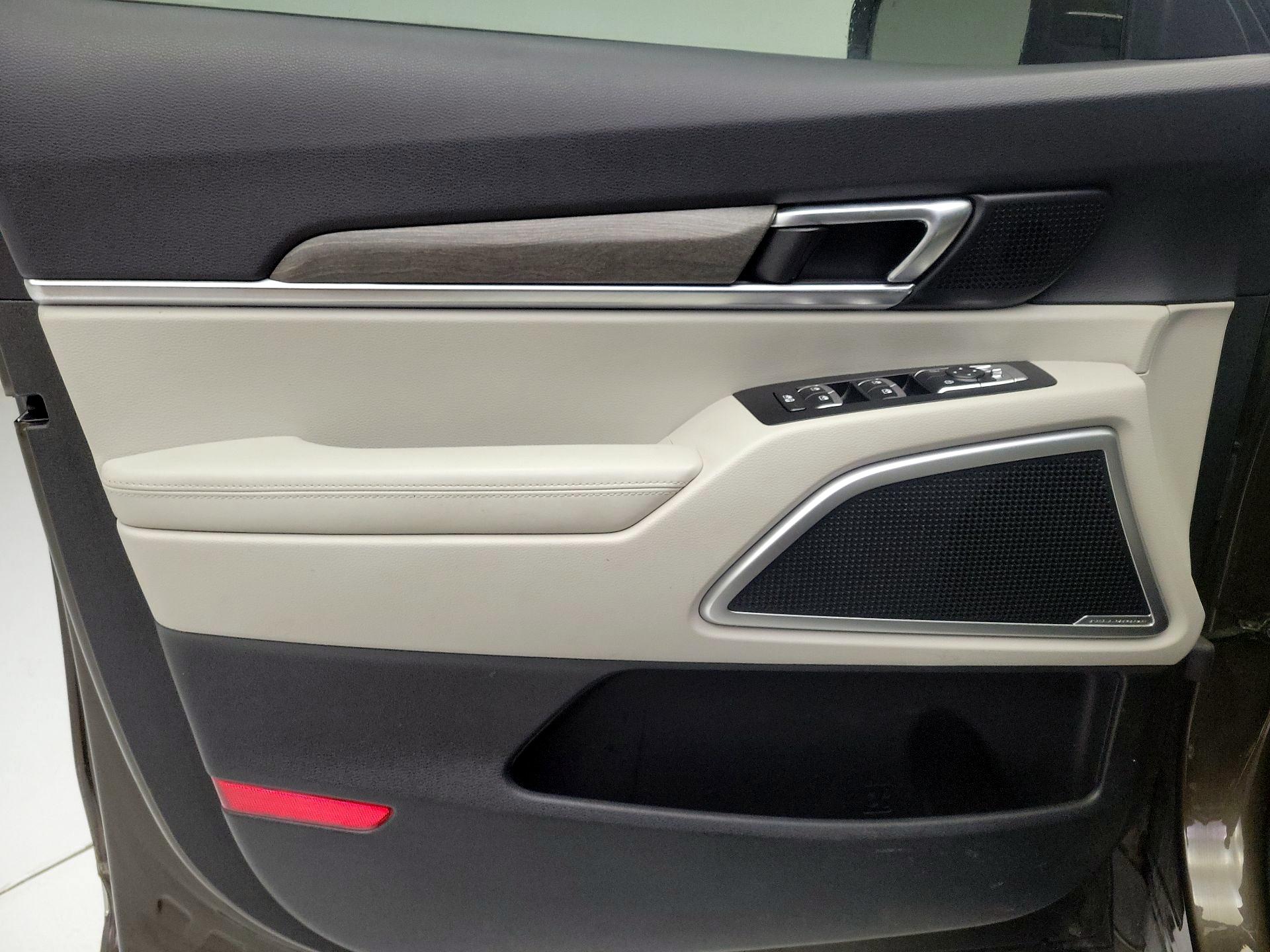 Thumbnail: 2022 Kia Telluride - 12