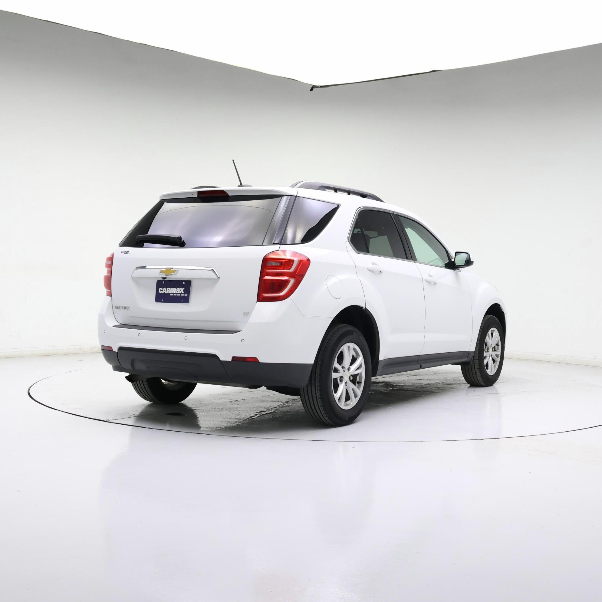 Thumbnail: 2017 Chevrolet Equinox - 8