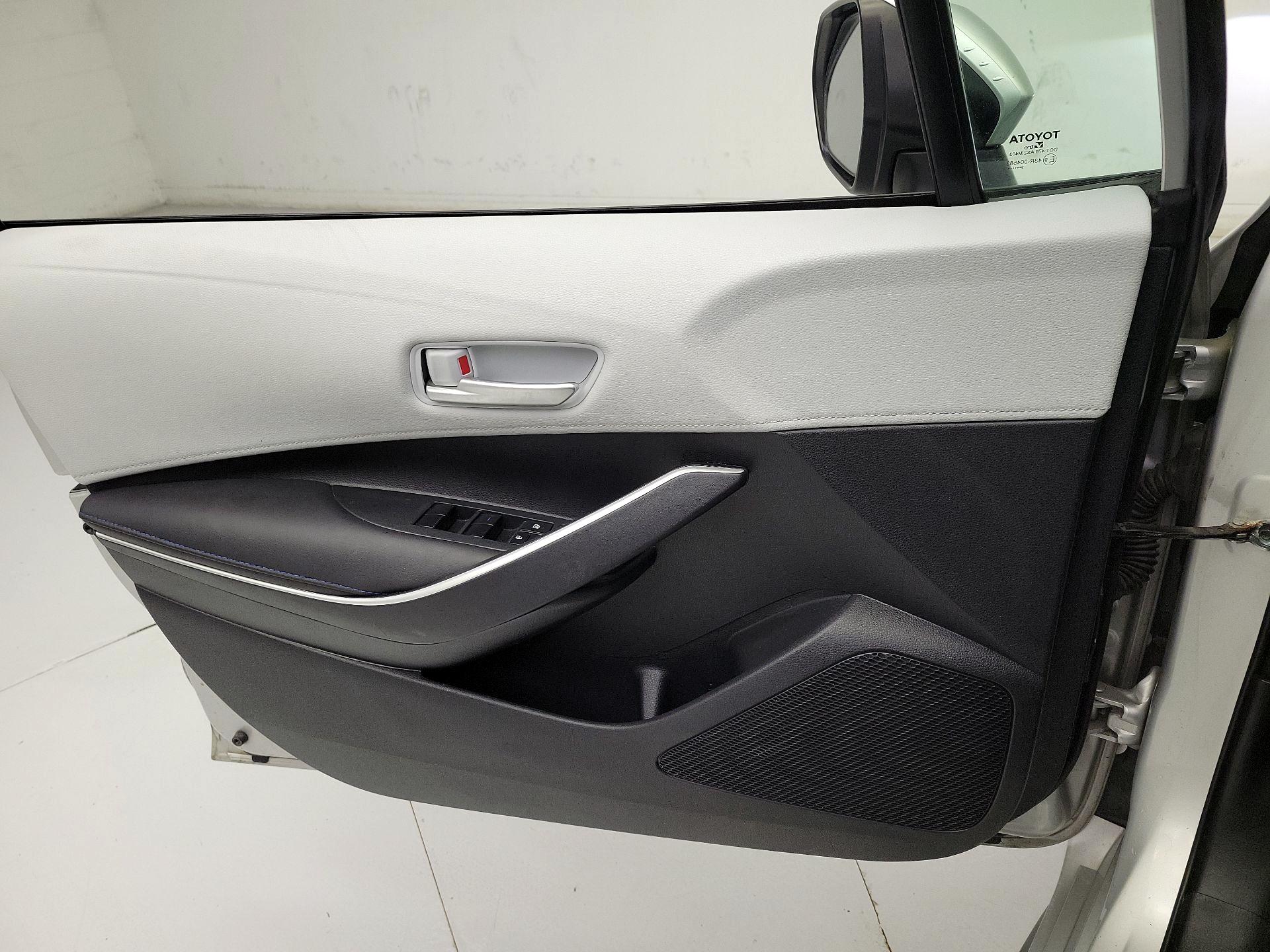 Thumbnail: 2020 Toyota Corolla - 12