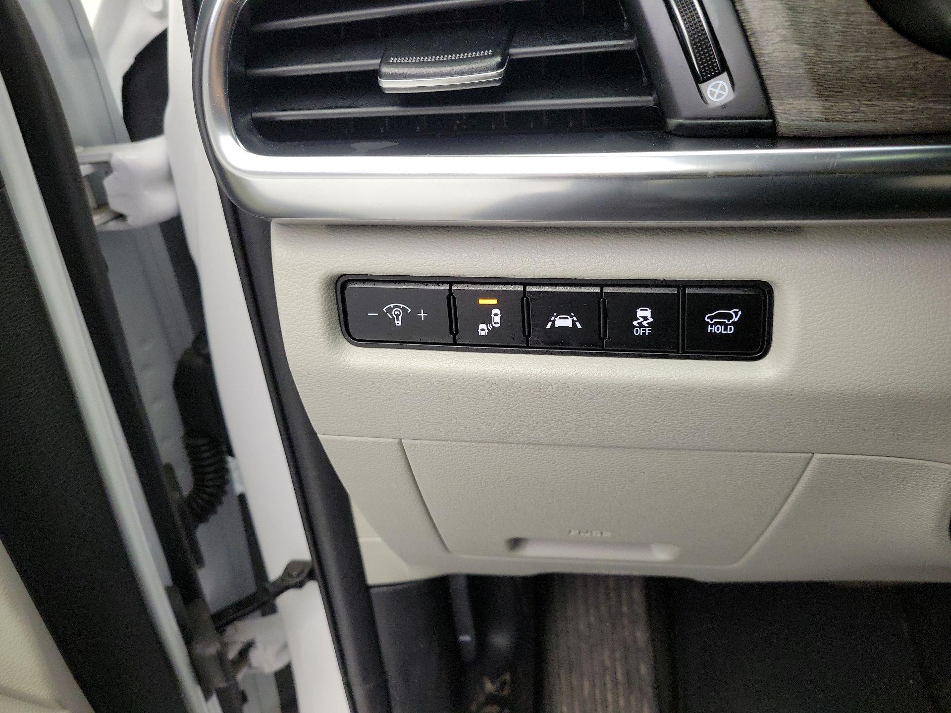 Thumbnail: 2022 Kia Telluride - 13