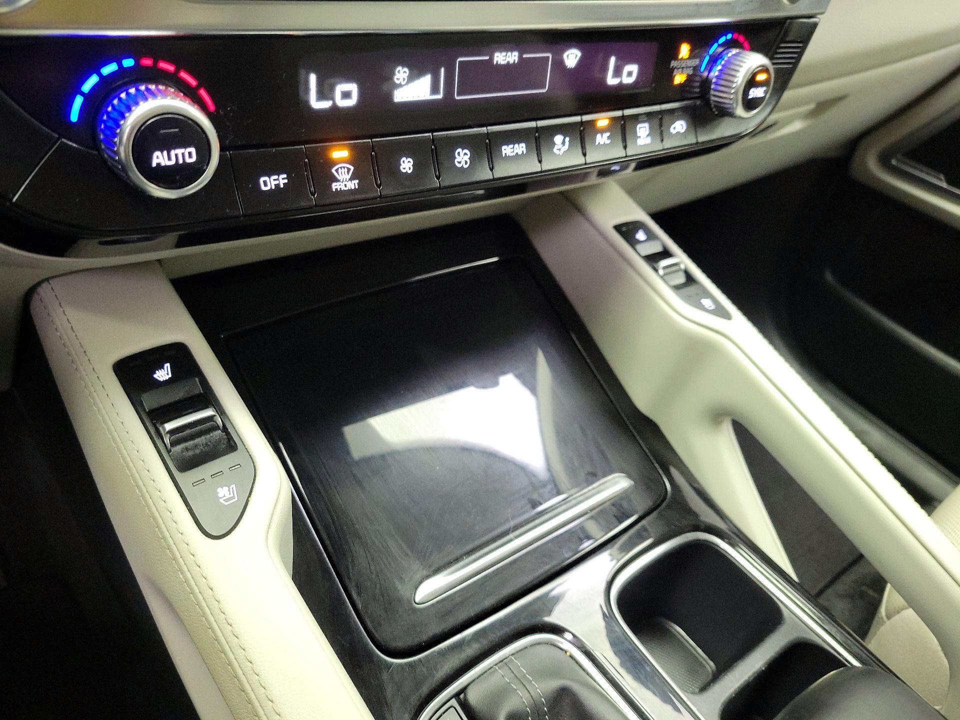 Thumbnail: 2022 Kia Telluride - 17