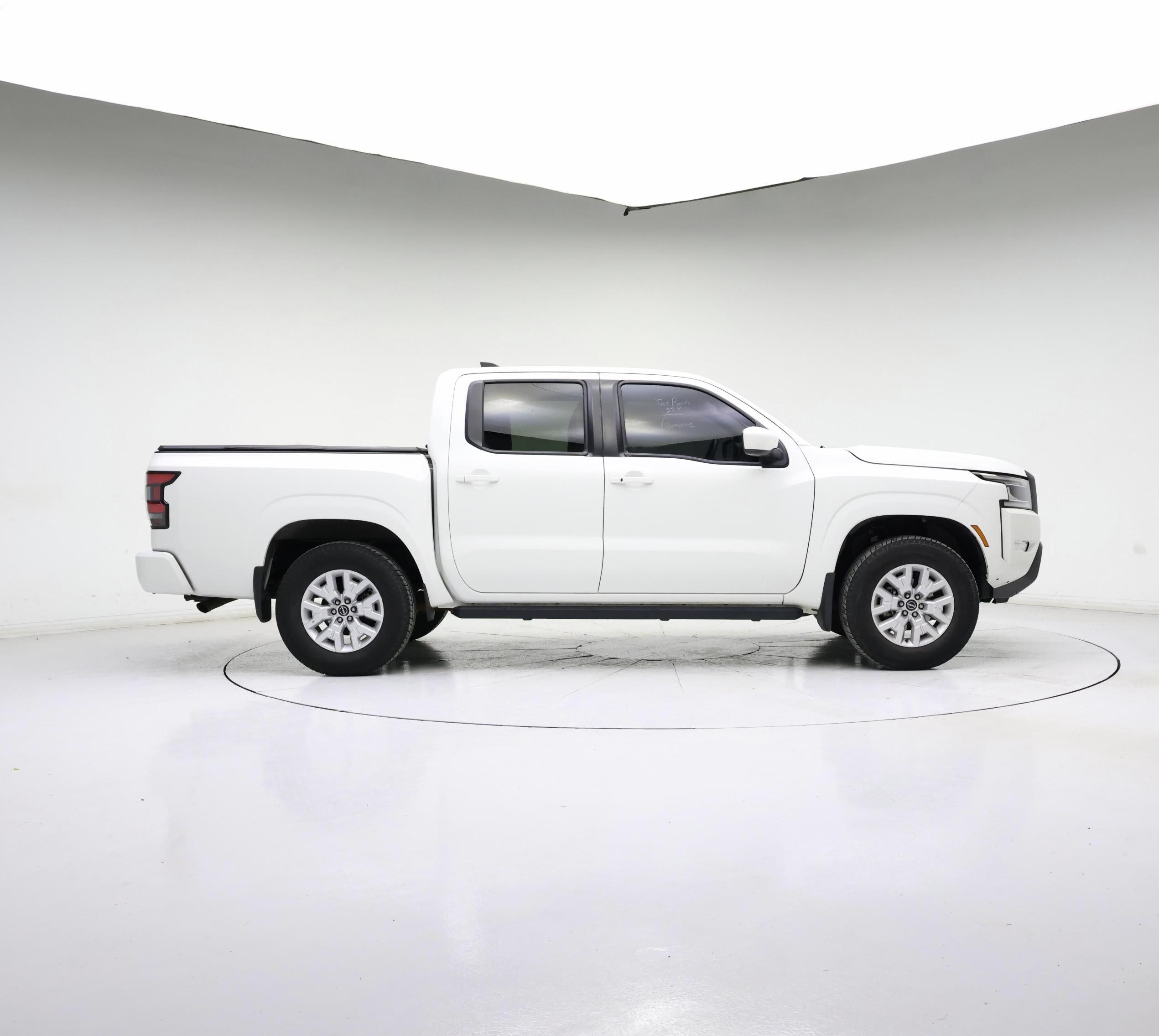 Thumbnail: 2022 Nissan Frontier - 3