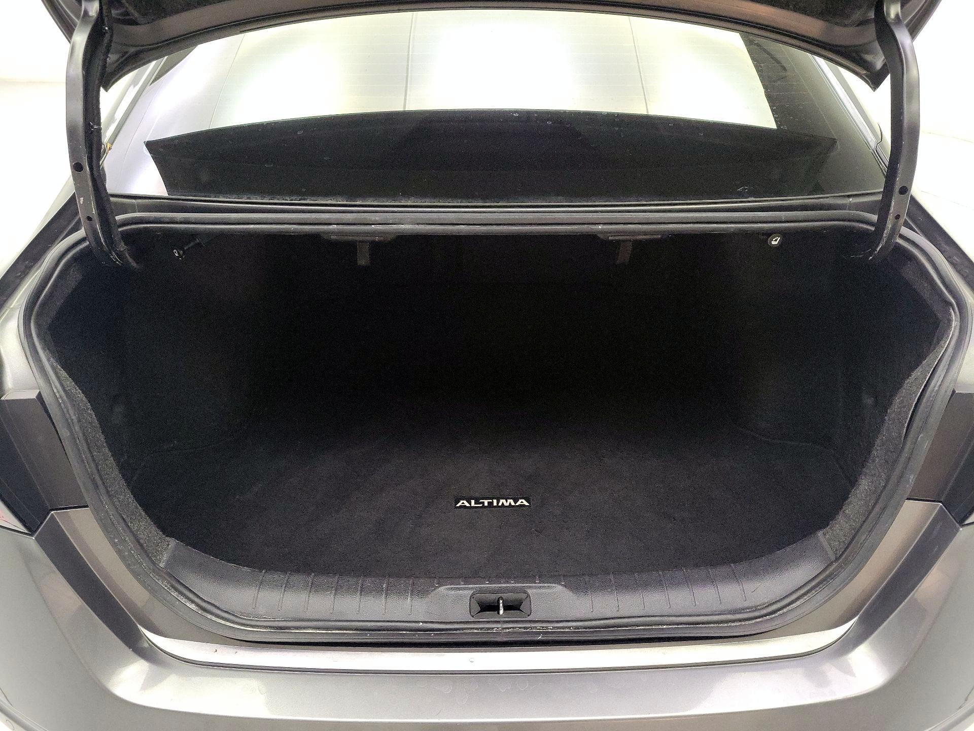 Thumbnail: 2023 Nissan Altima - 19