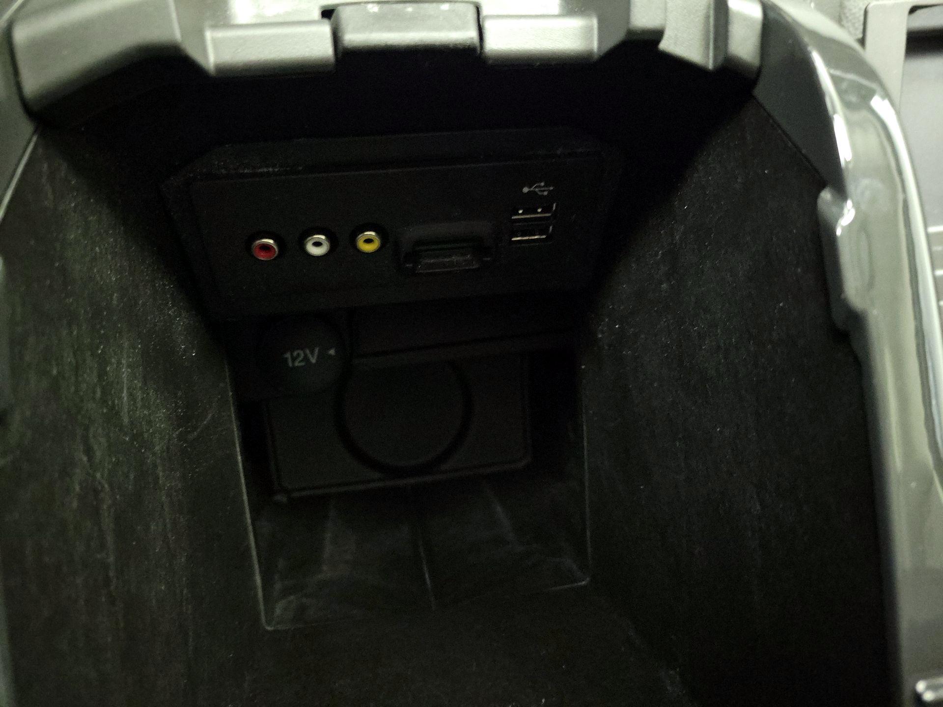 Thumbnail: 2015 Ford Escape - 18