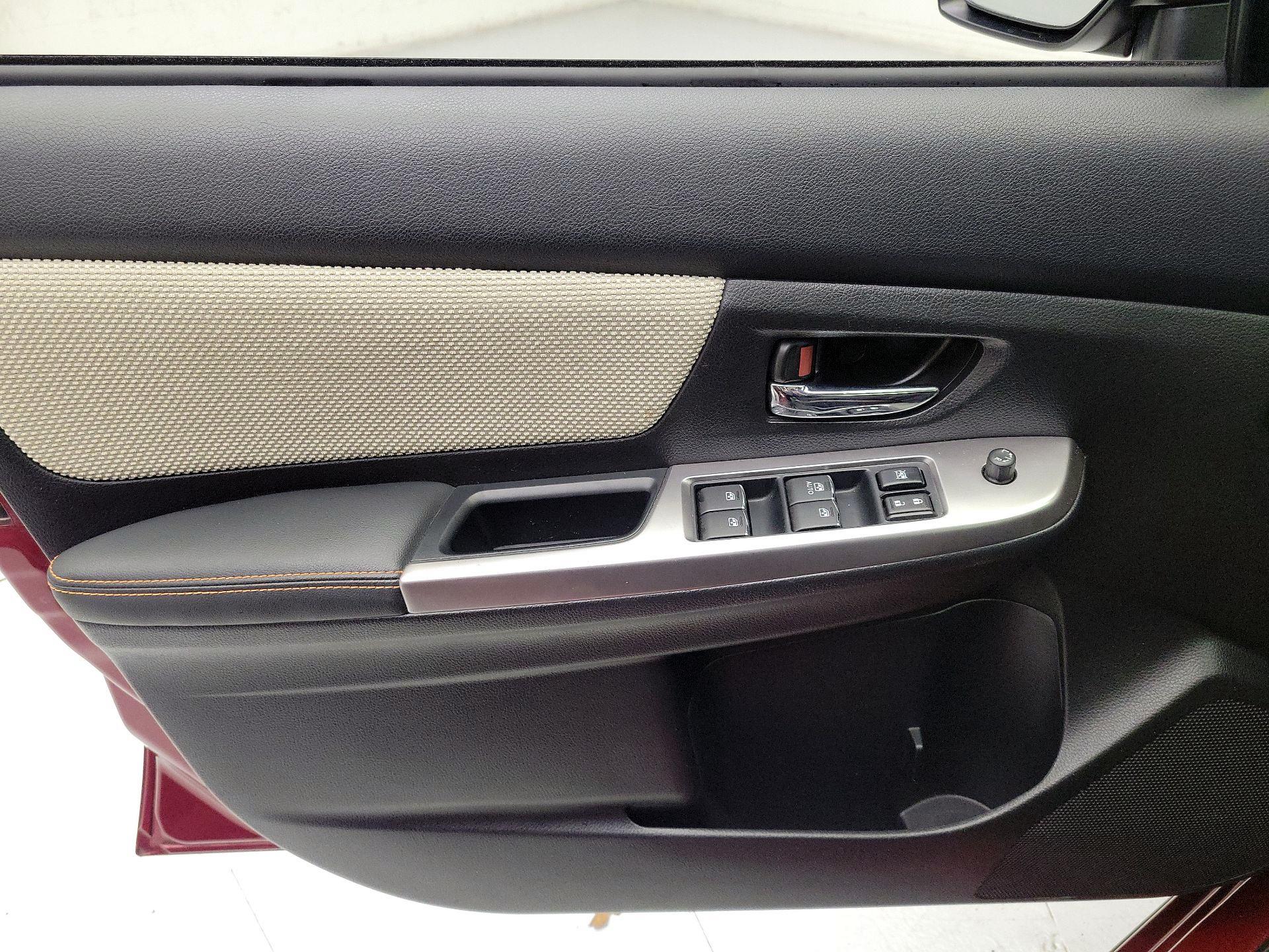 Thumbnail: 2017 Subaru Crosstrek - 12