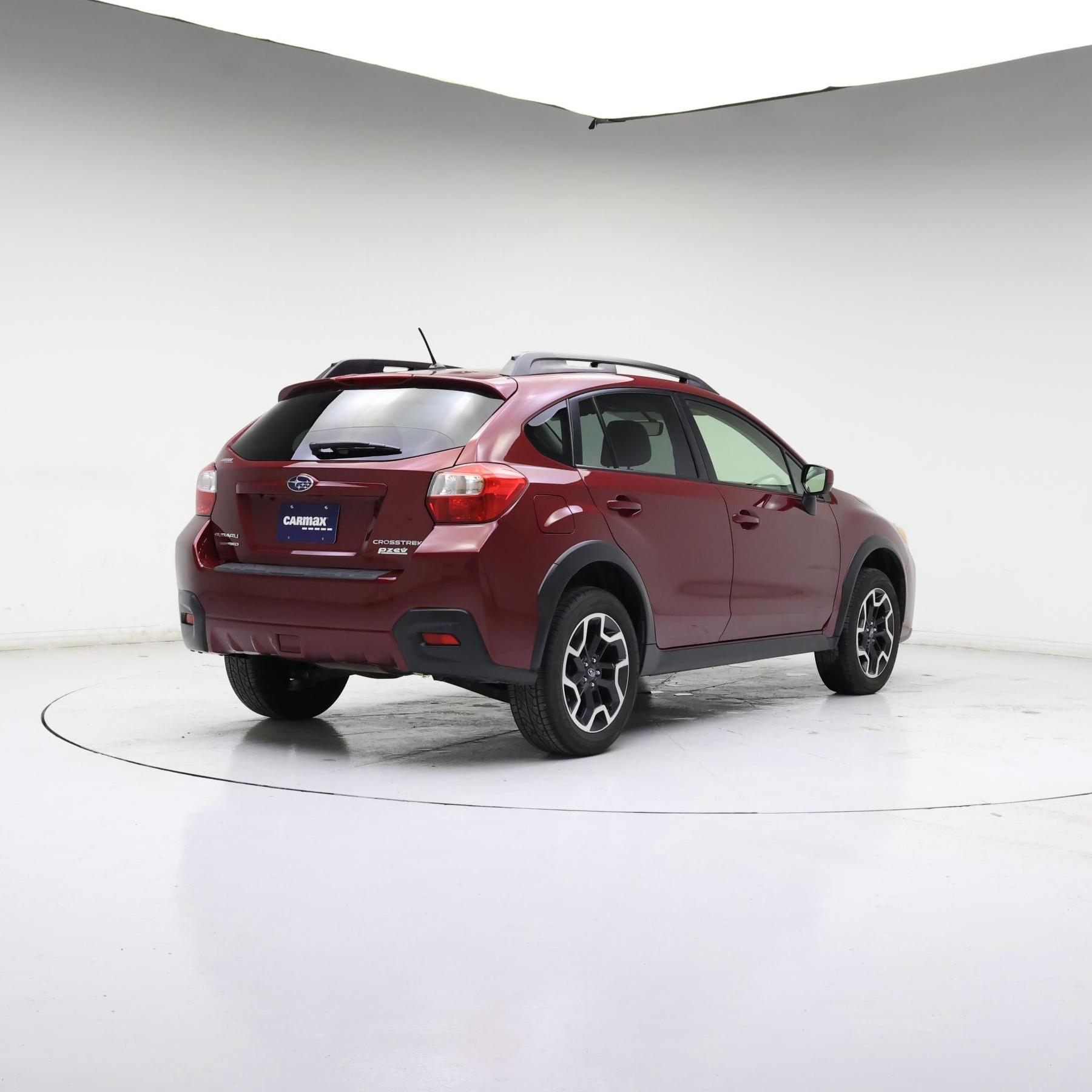 Thumbnail: 2017 Subaru Crosstrek - 8