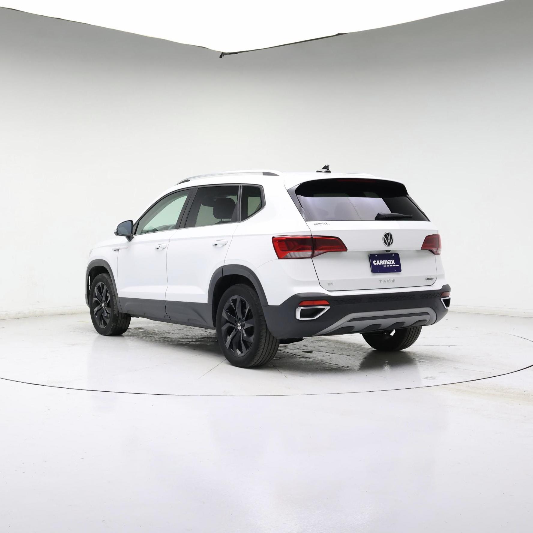 Thumbnail: 2022 Volkswagen Taos - 2