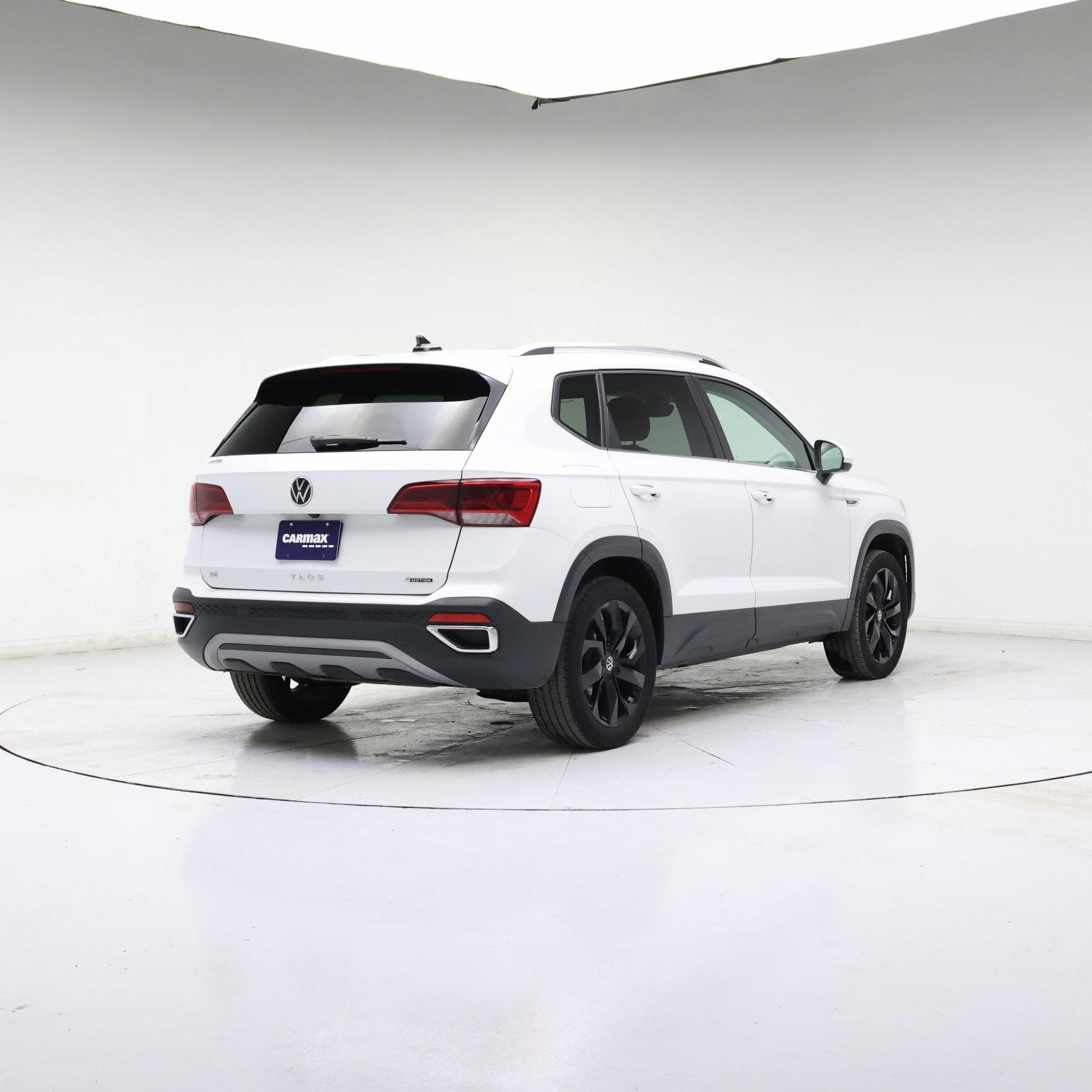 Thumbnail: 2022 Volkswagen Taos - 8