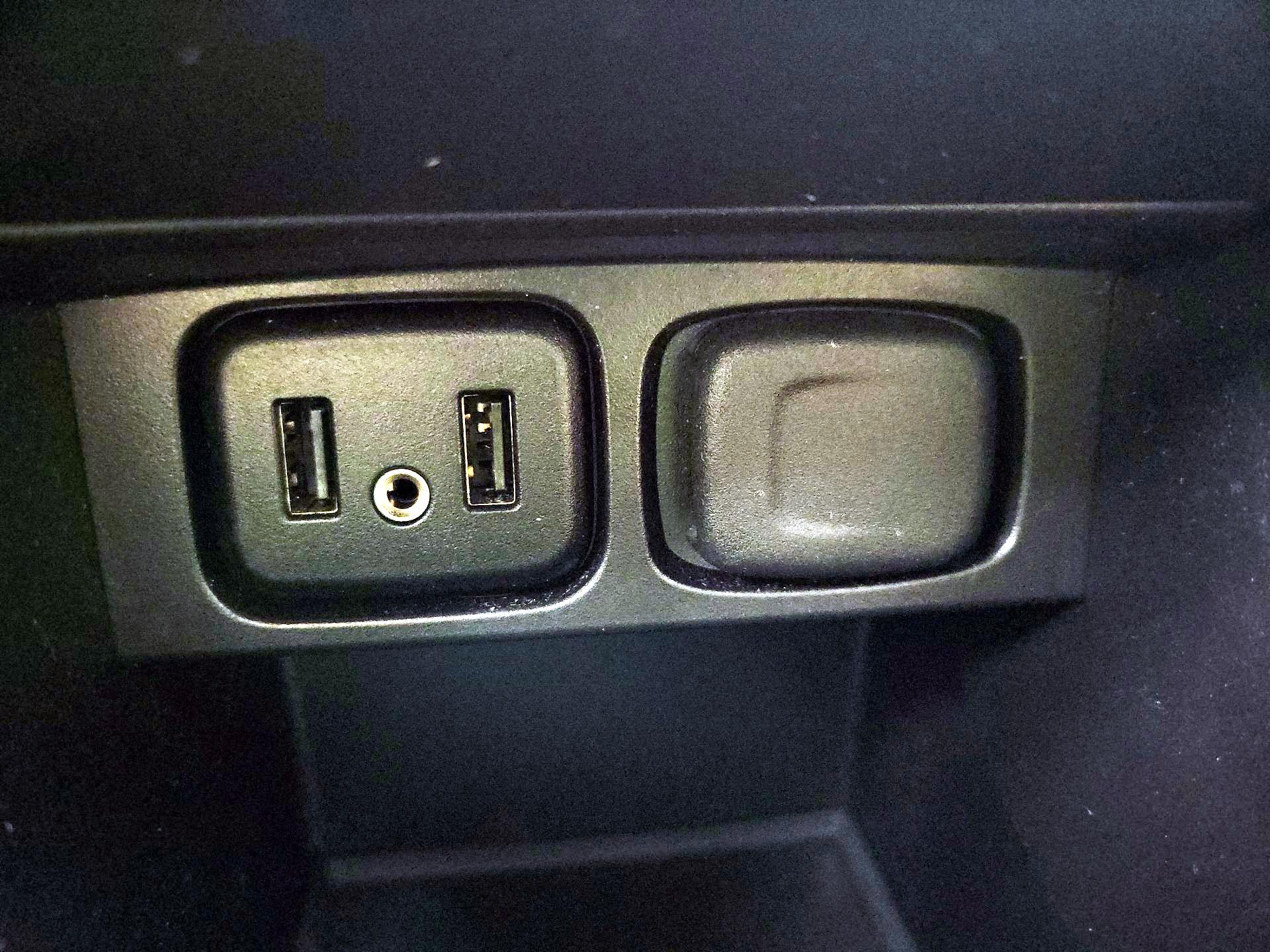 Thumbnail: 2017 Buick Encore - 18