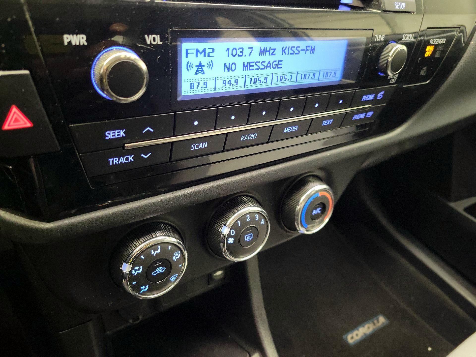 Thumbnail: 2014 Toyota Corolla - 14