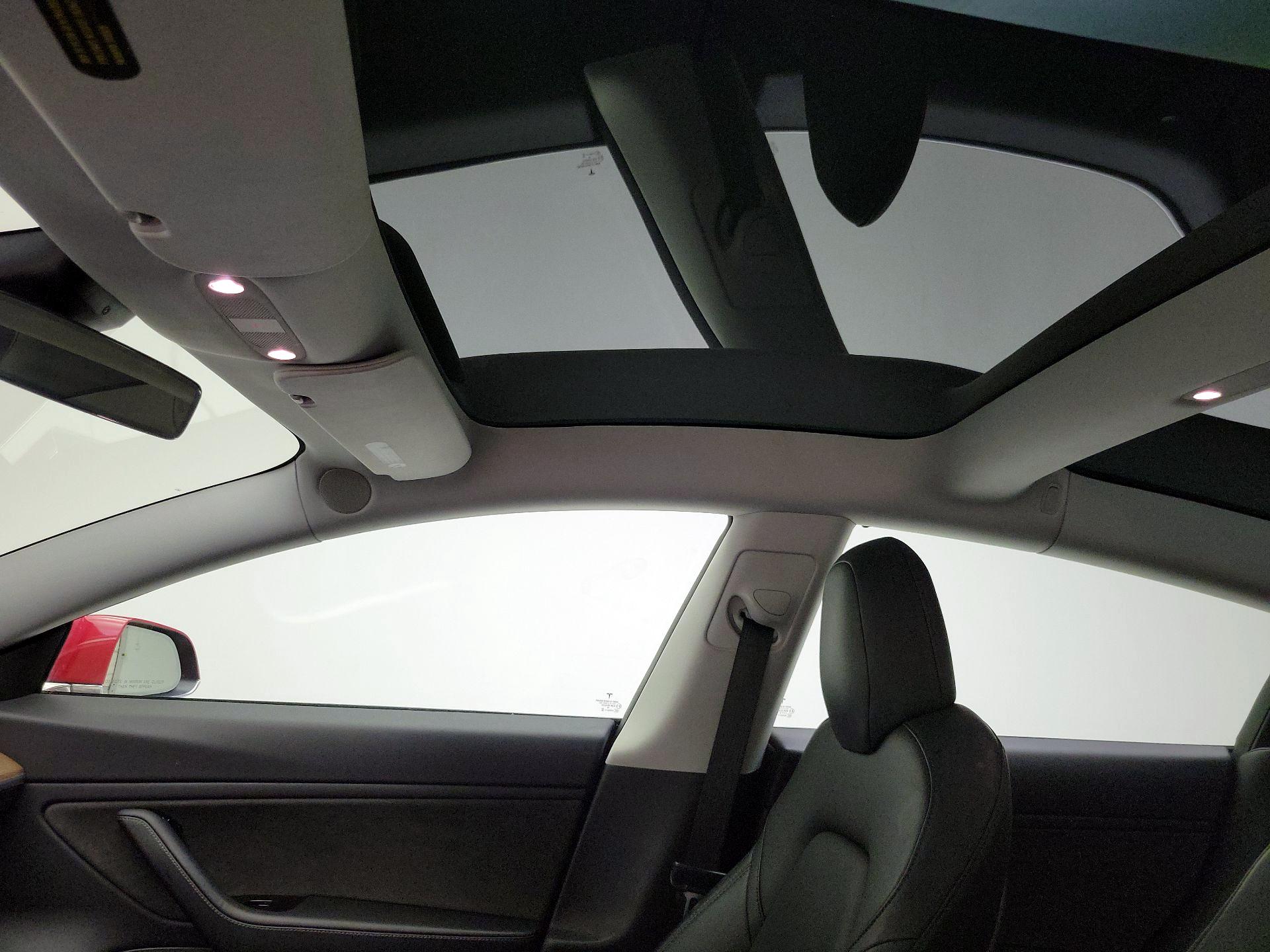 Thumbnail: 2019 Tesla Model 3 - 19