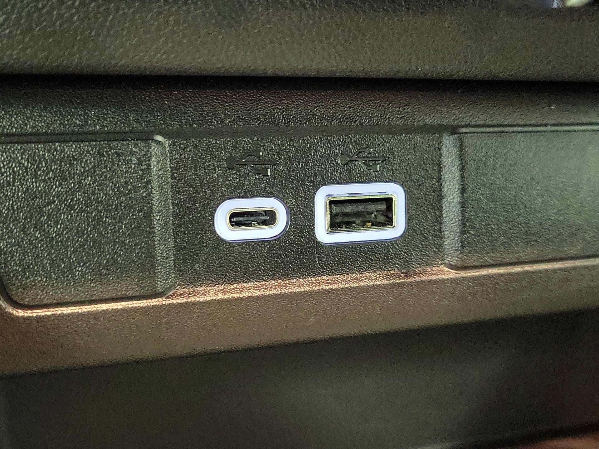 Thumbnail: 2024 GMC Canyon - 17